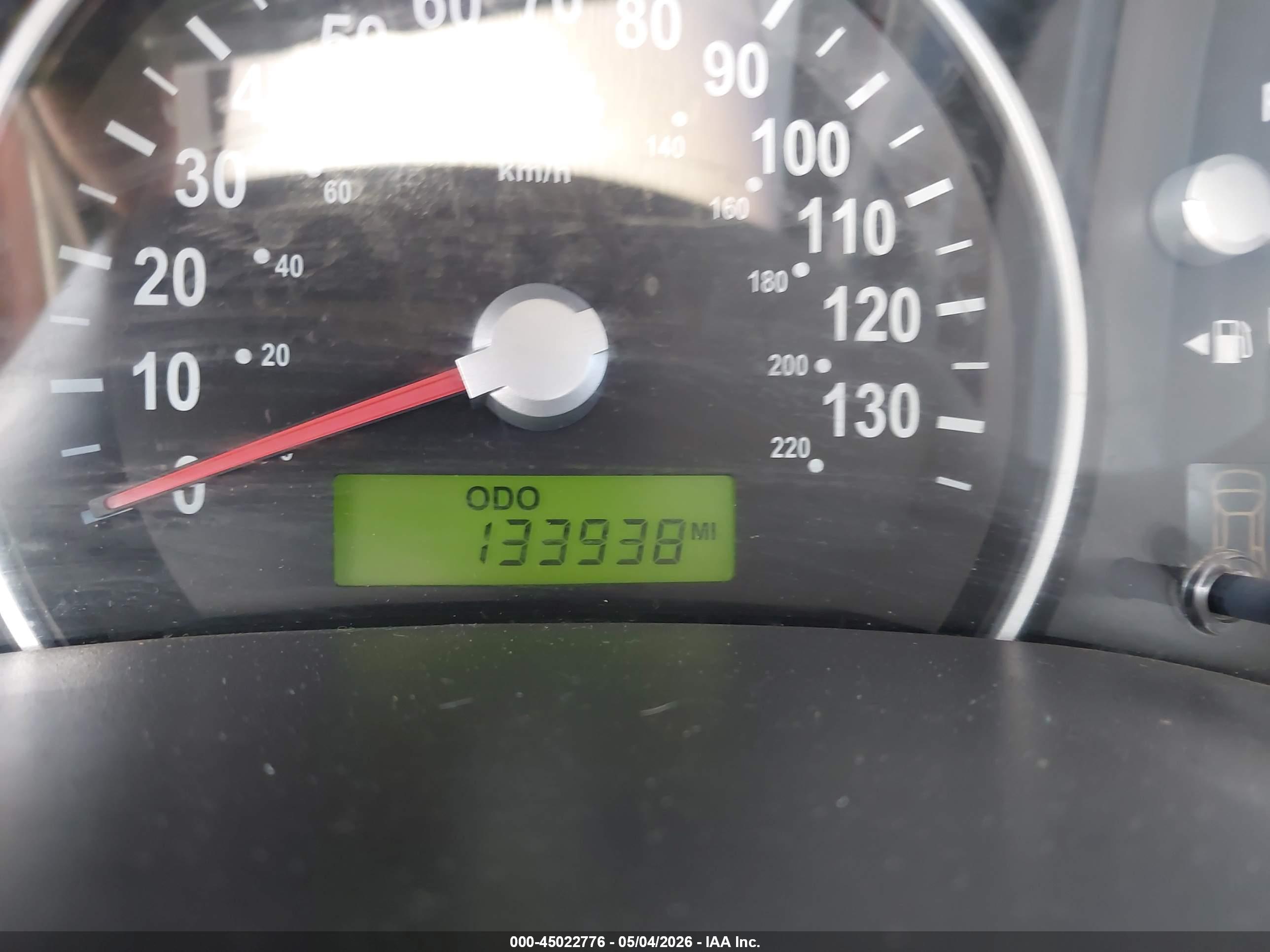 KIA SEDONA image 7