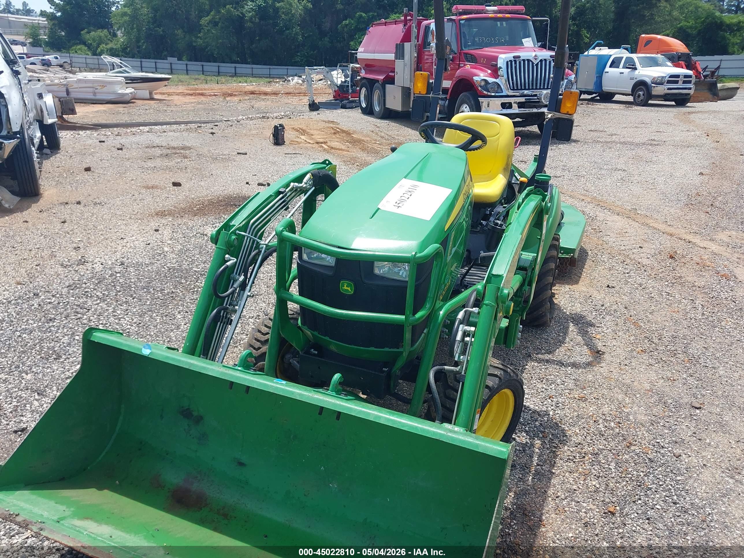JOHN DEERE image 6