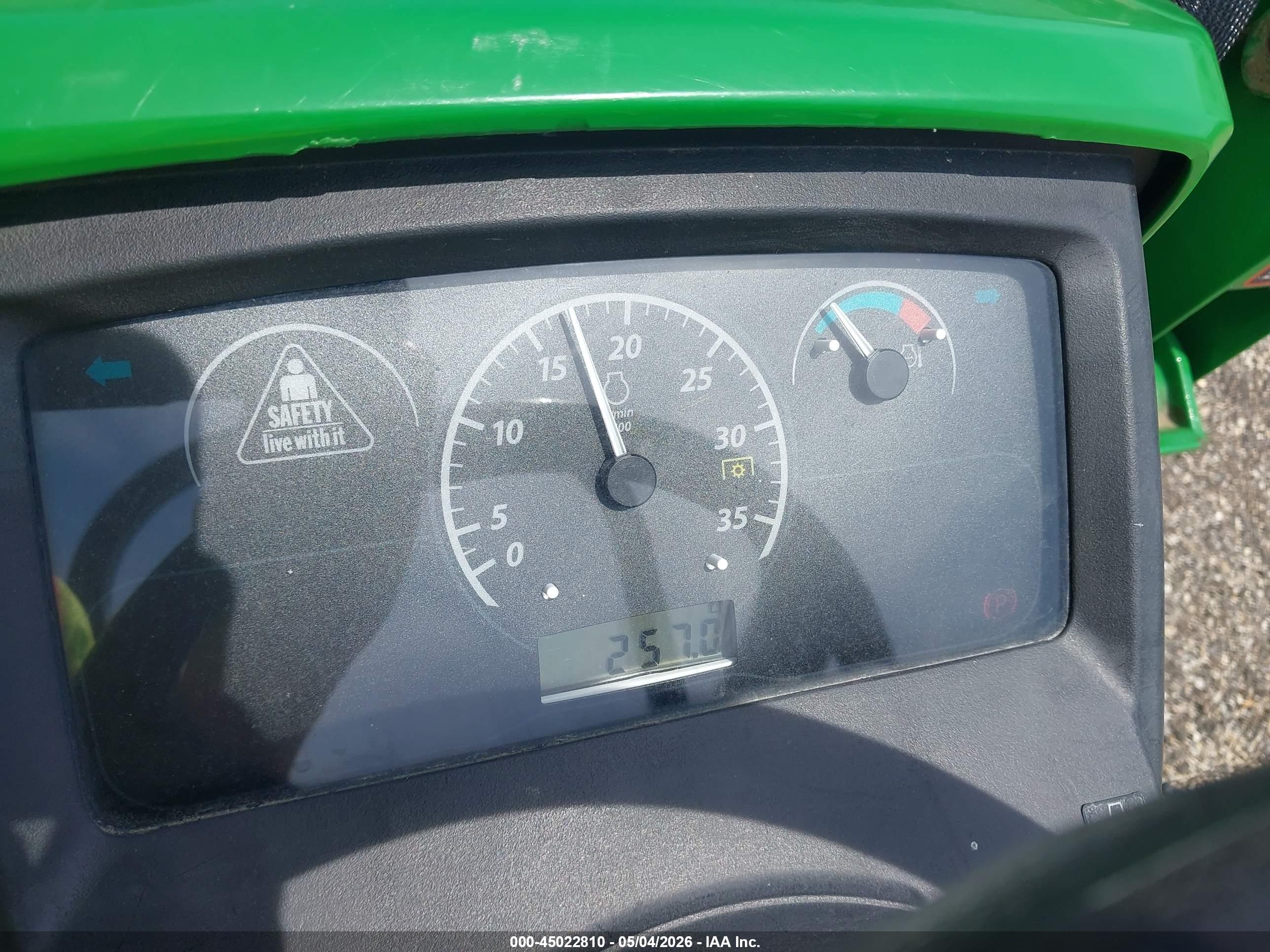 JOHN DEERE image 7