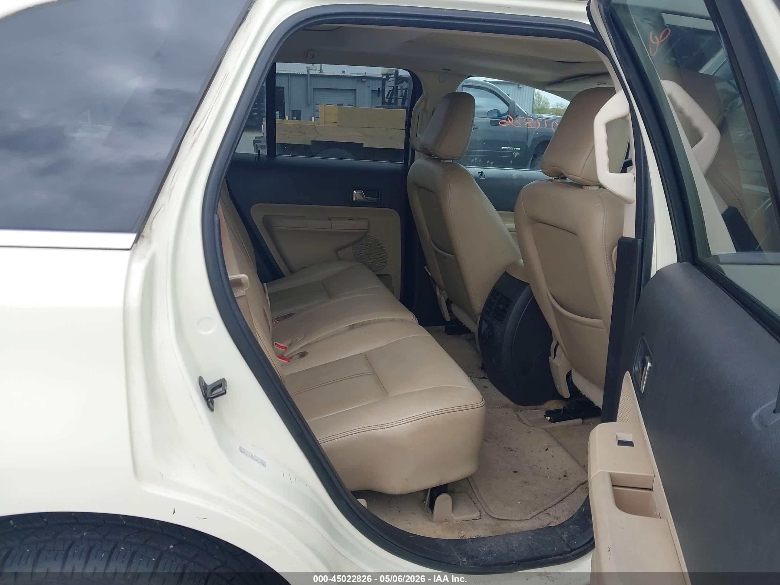 FORD EDGE image 8