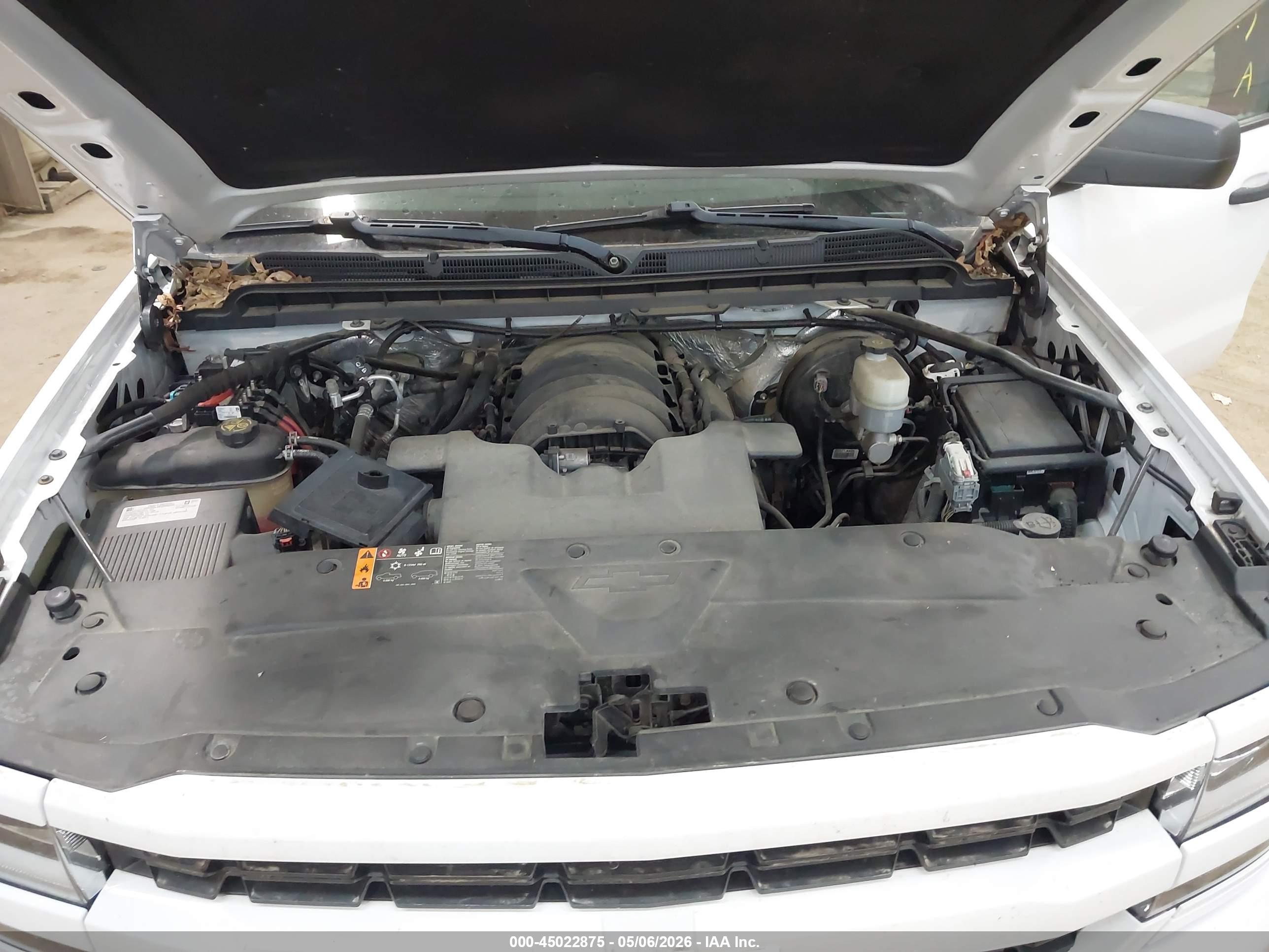 CHEVROLET SILVERADO image 10