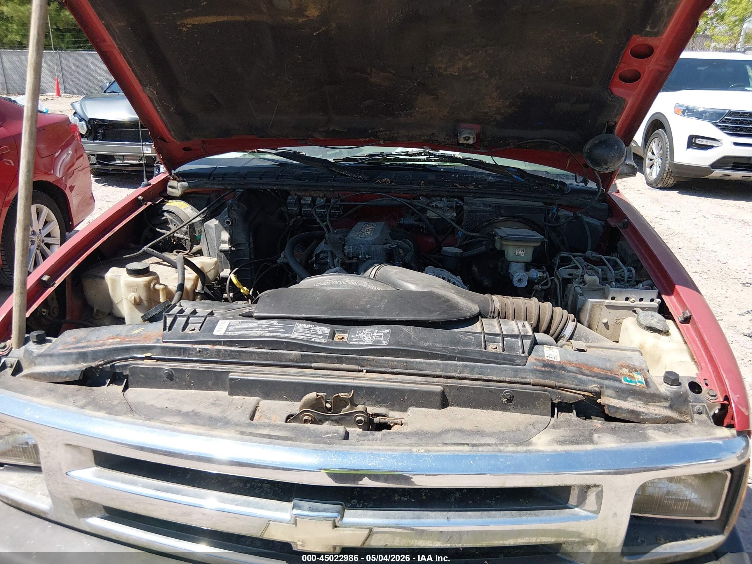 CHEVROLET S image 10