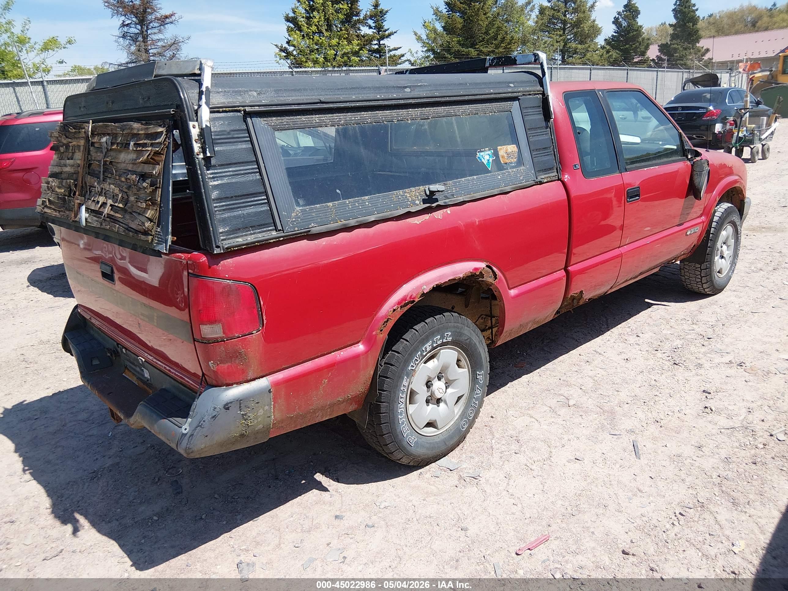 CHEVROLET S image 4