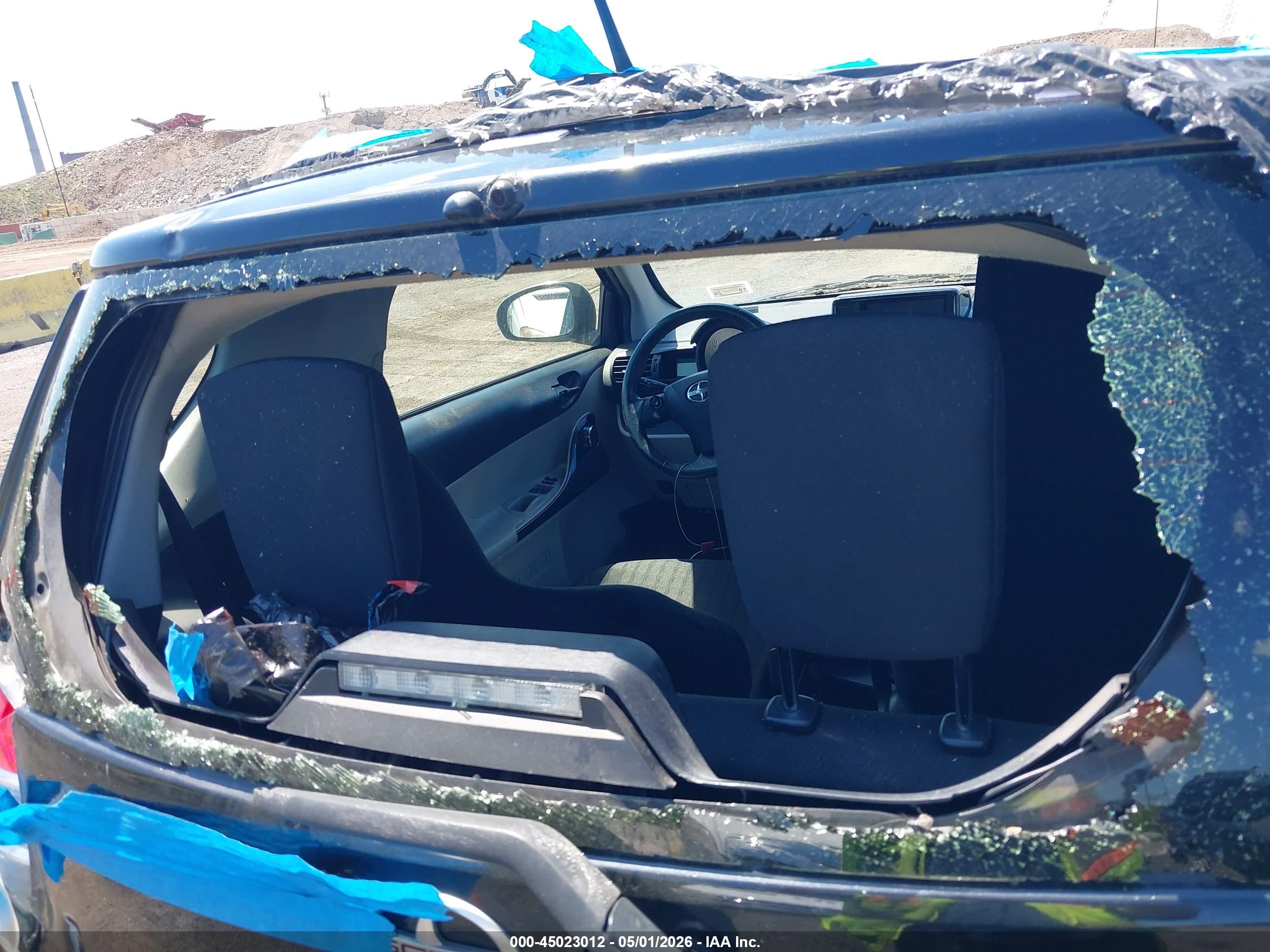 SCION IQ image 6