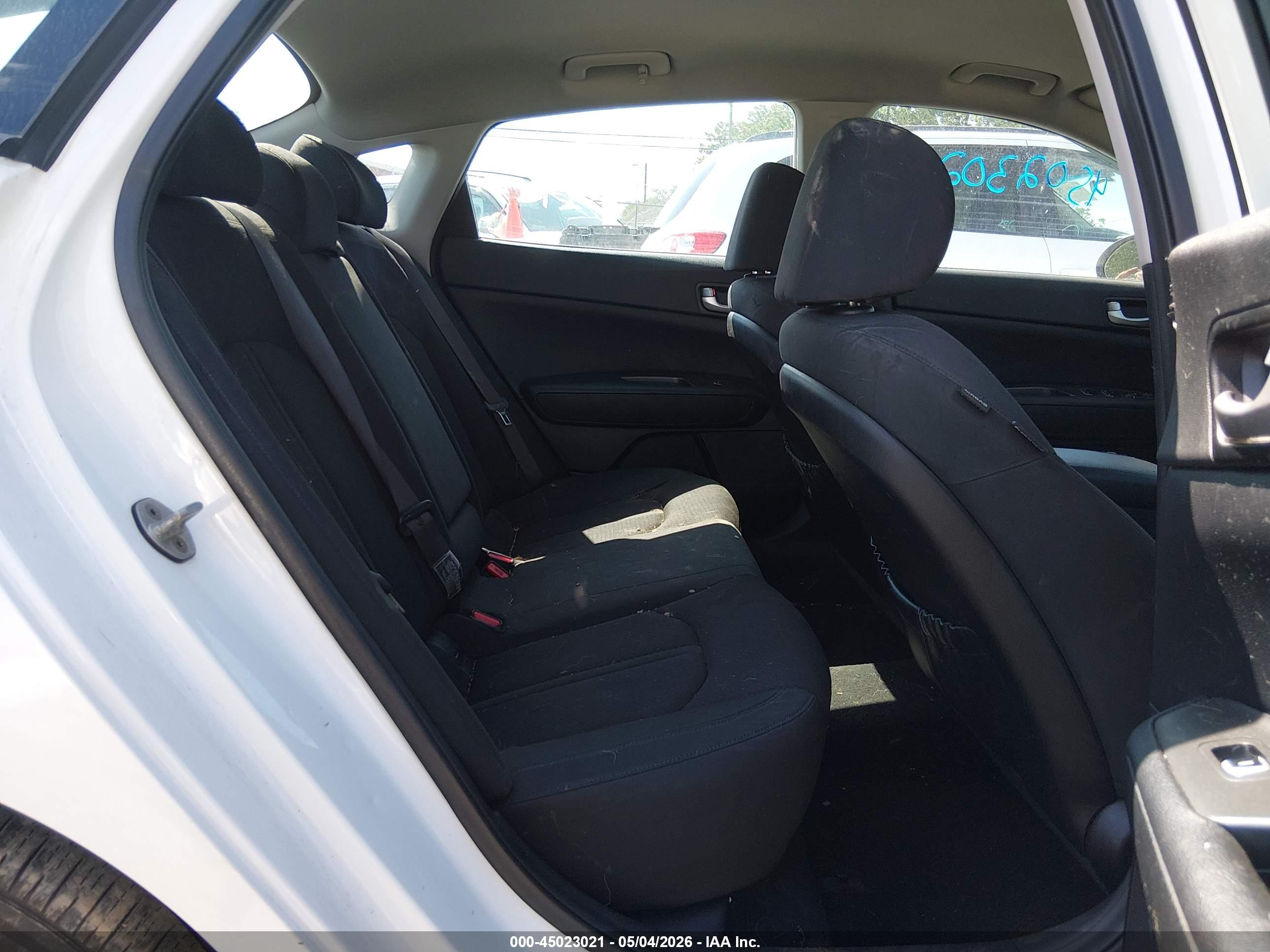KIA OPTIMA image 8
