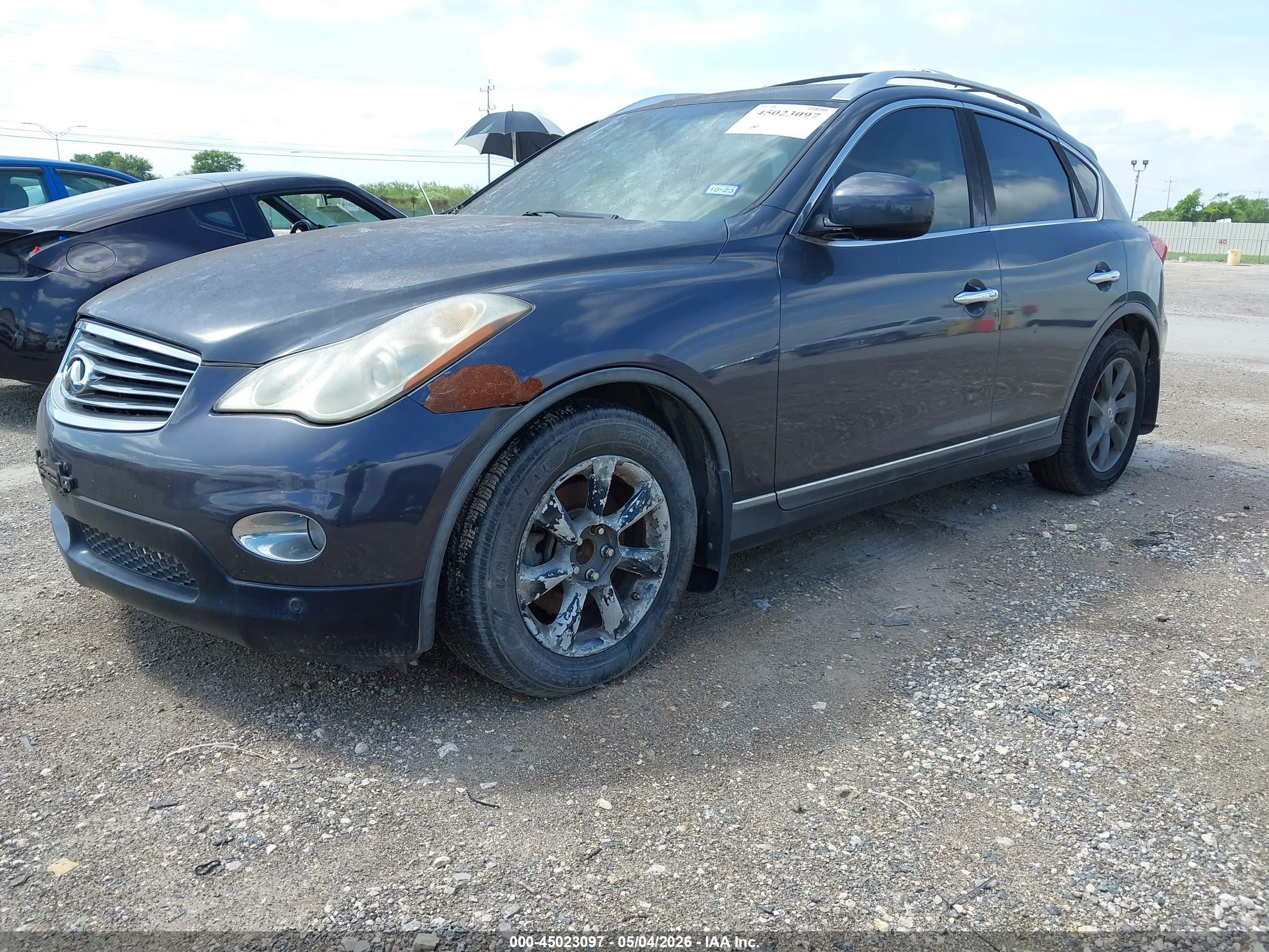 INFINITI EX35 image 2