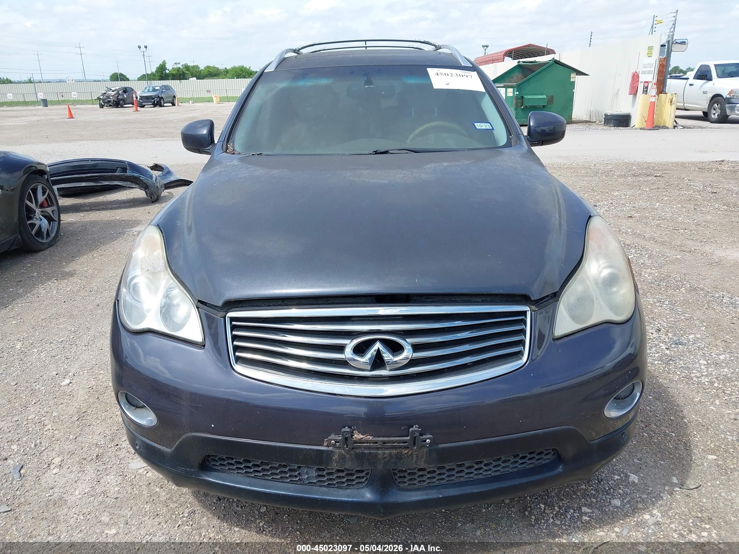 INFINITI EX35 image 6