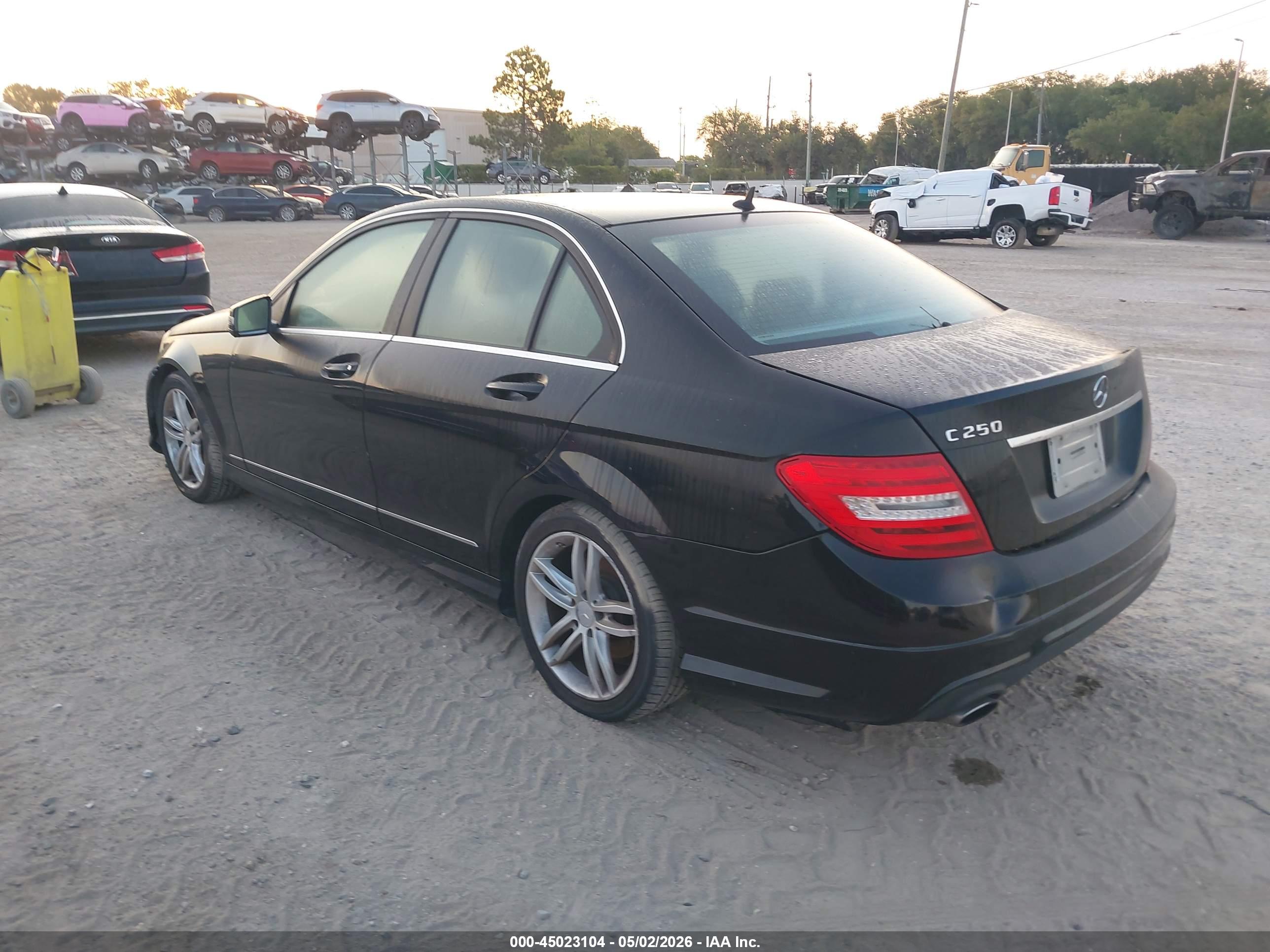 MERCEDES-BENZ C image 3