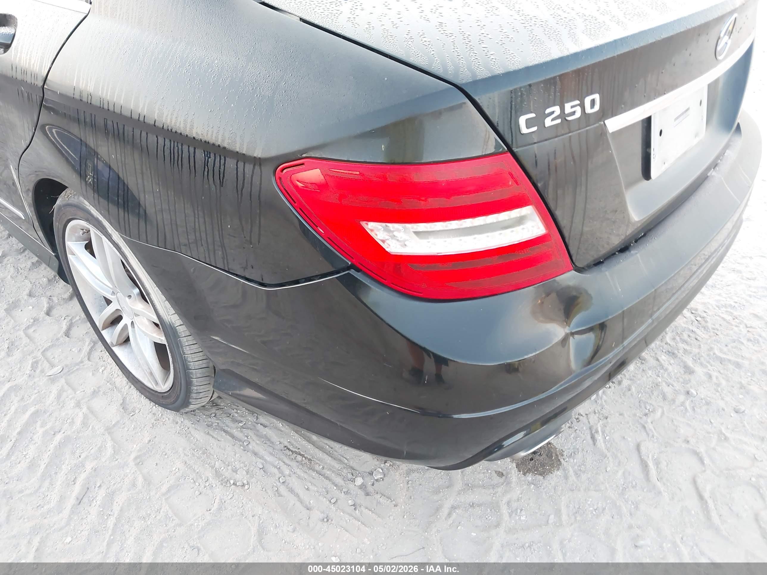 MERCEDES-BENZ C image 6