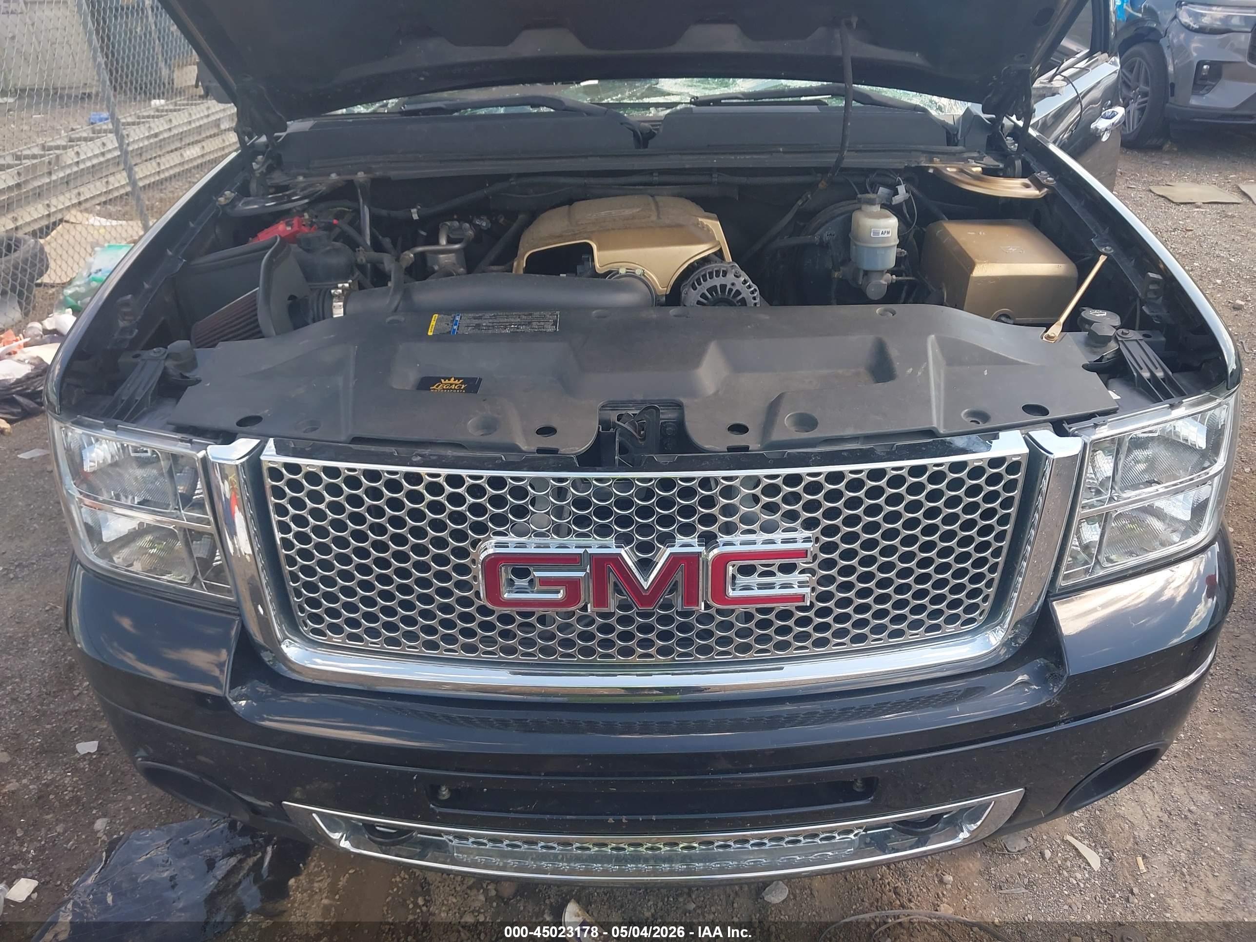 GMC SIERRA image 10