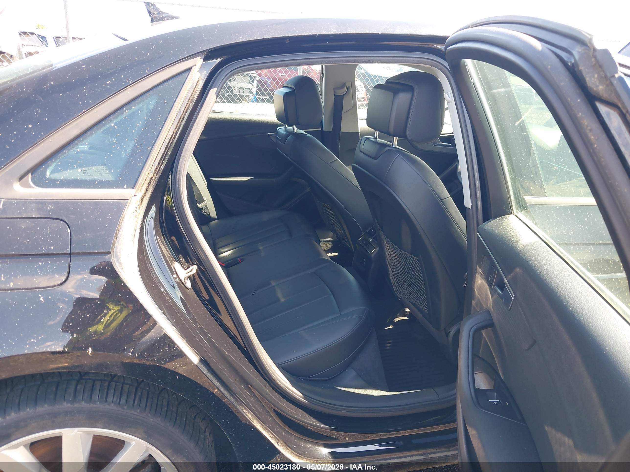 AUDI A4 image 8