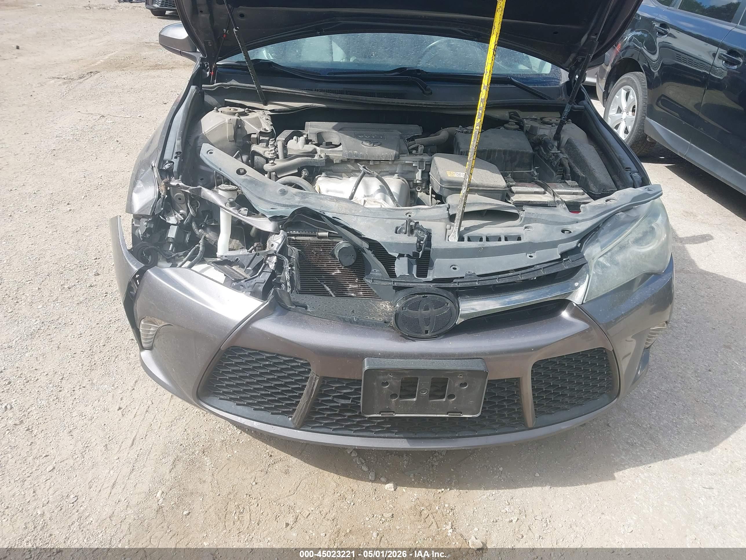 TOYOTA CAMRY image 10