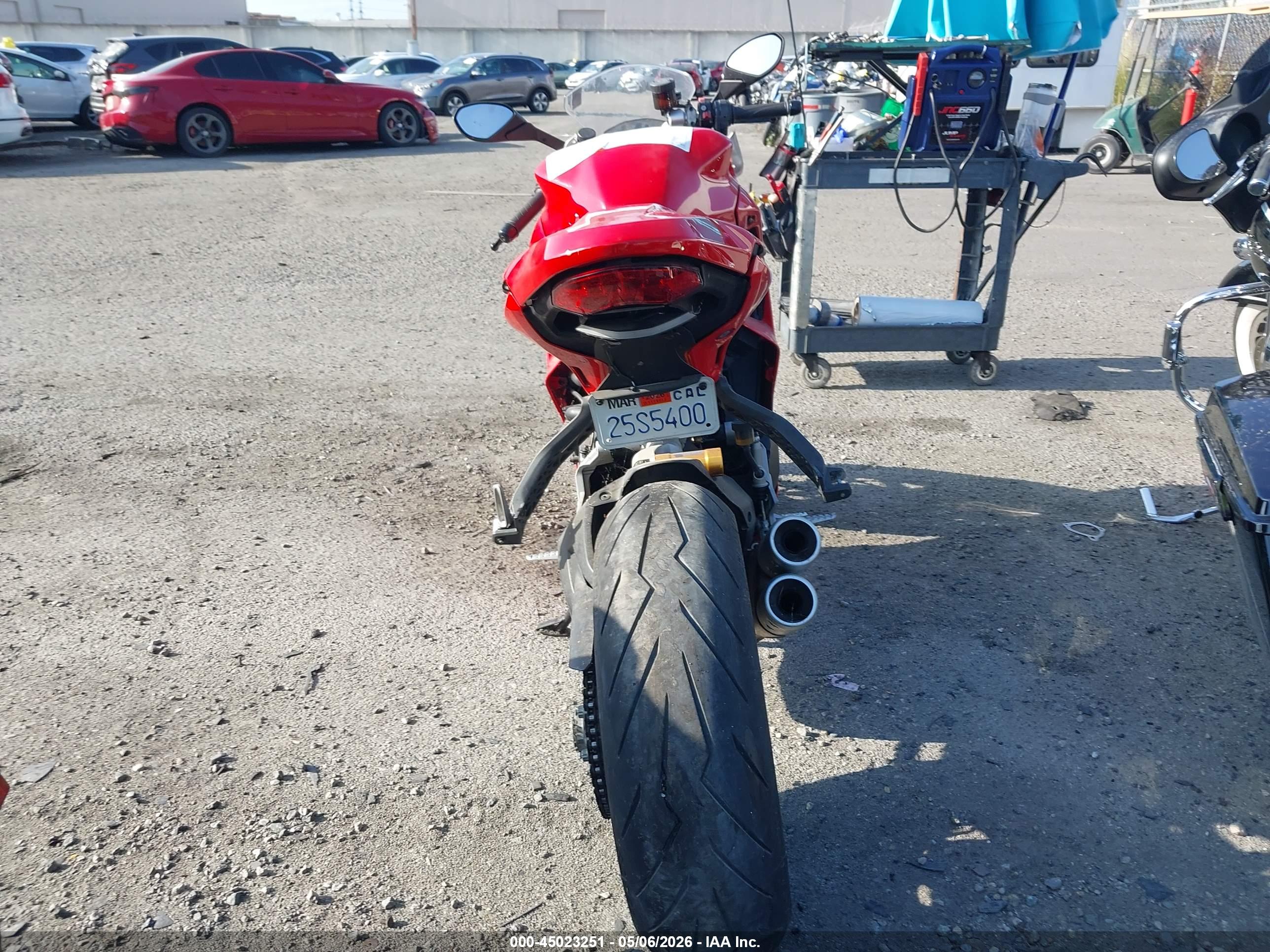DUCATI SUPERSPORT image 6