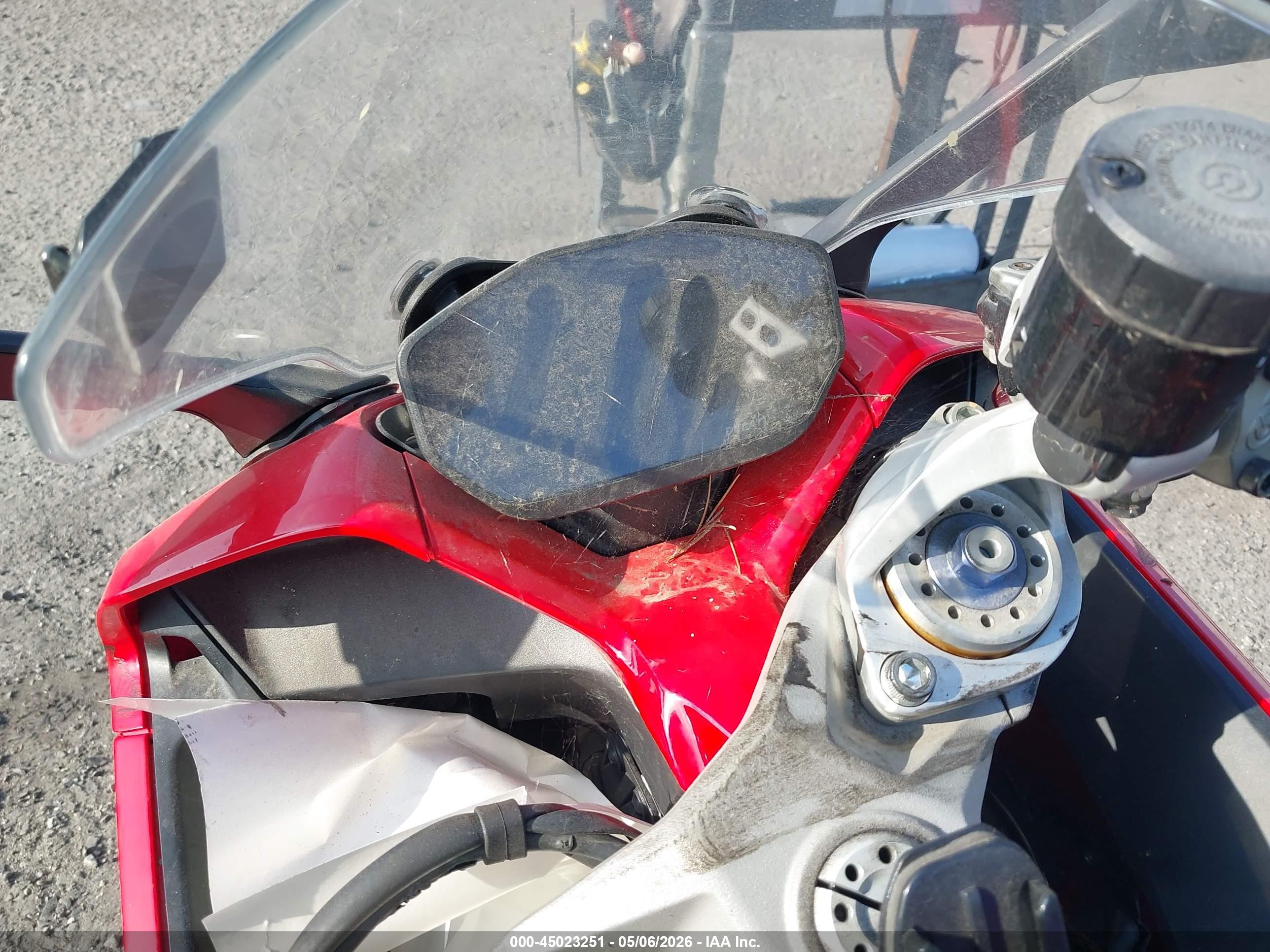 DUCATI SUPERSPORT image 7
