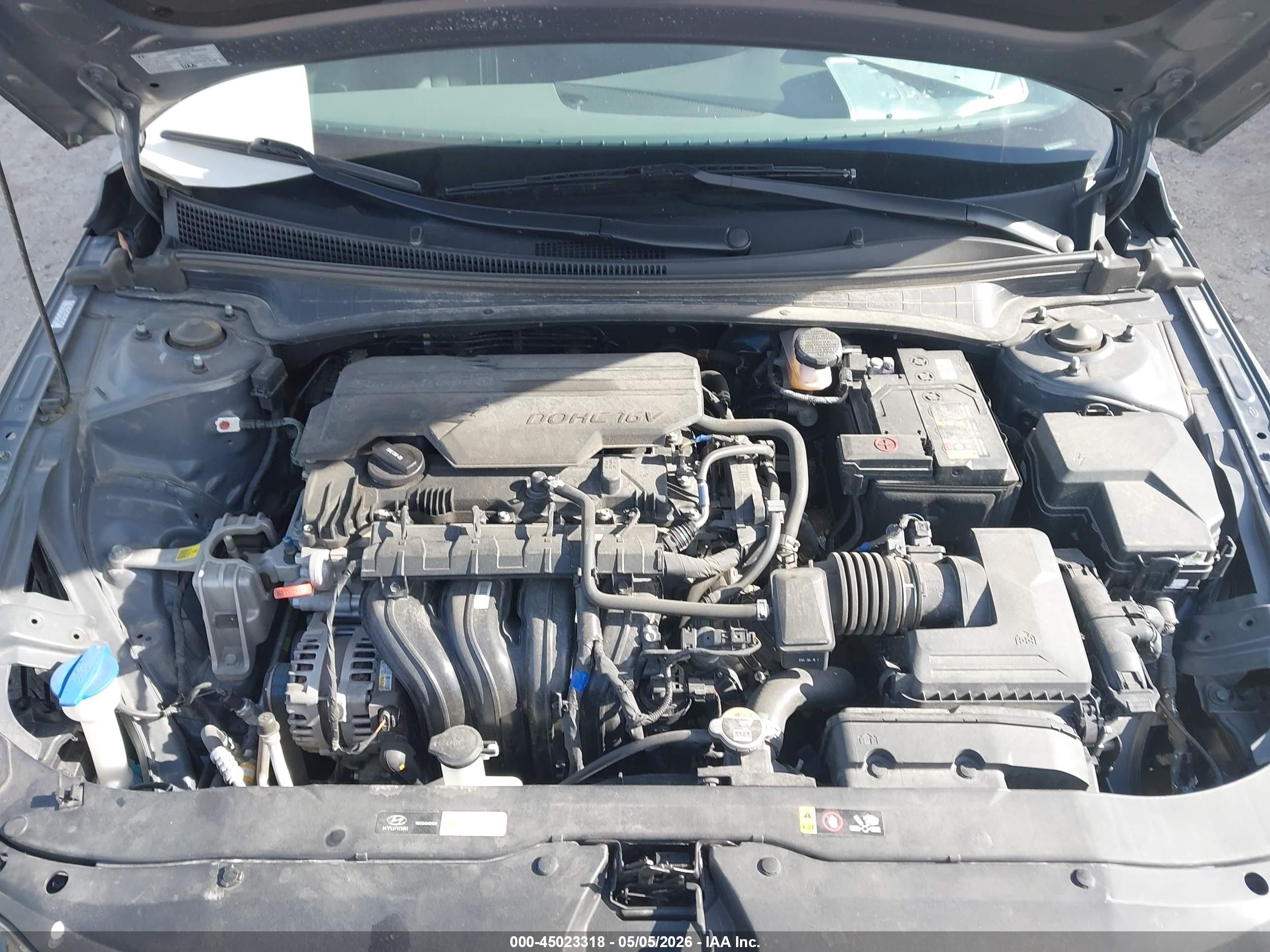 HYUNDAI ELANTRA image 10