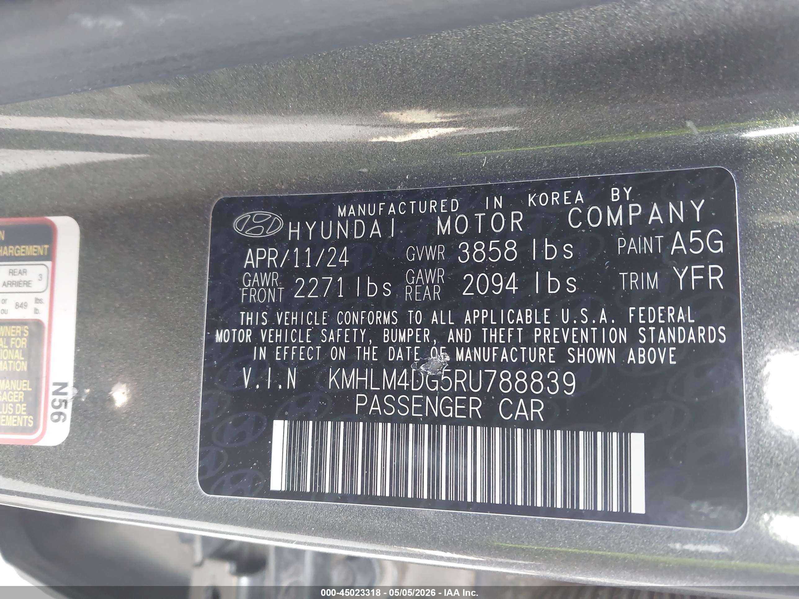 HYUNDAI ELANTRA image 9