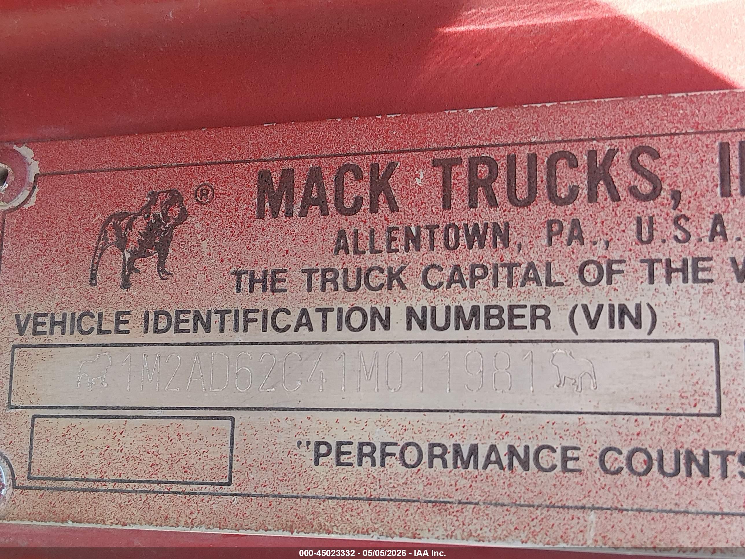 MACK 700 image 9