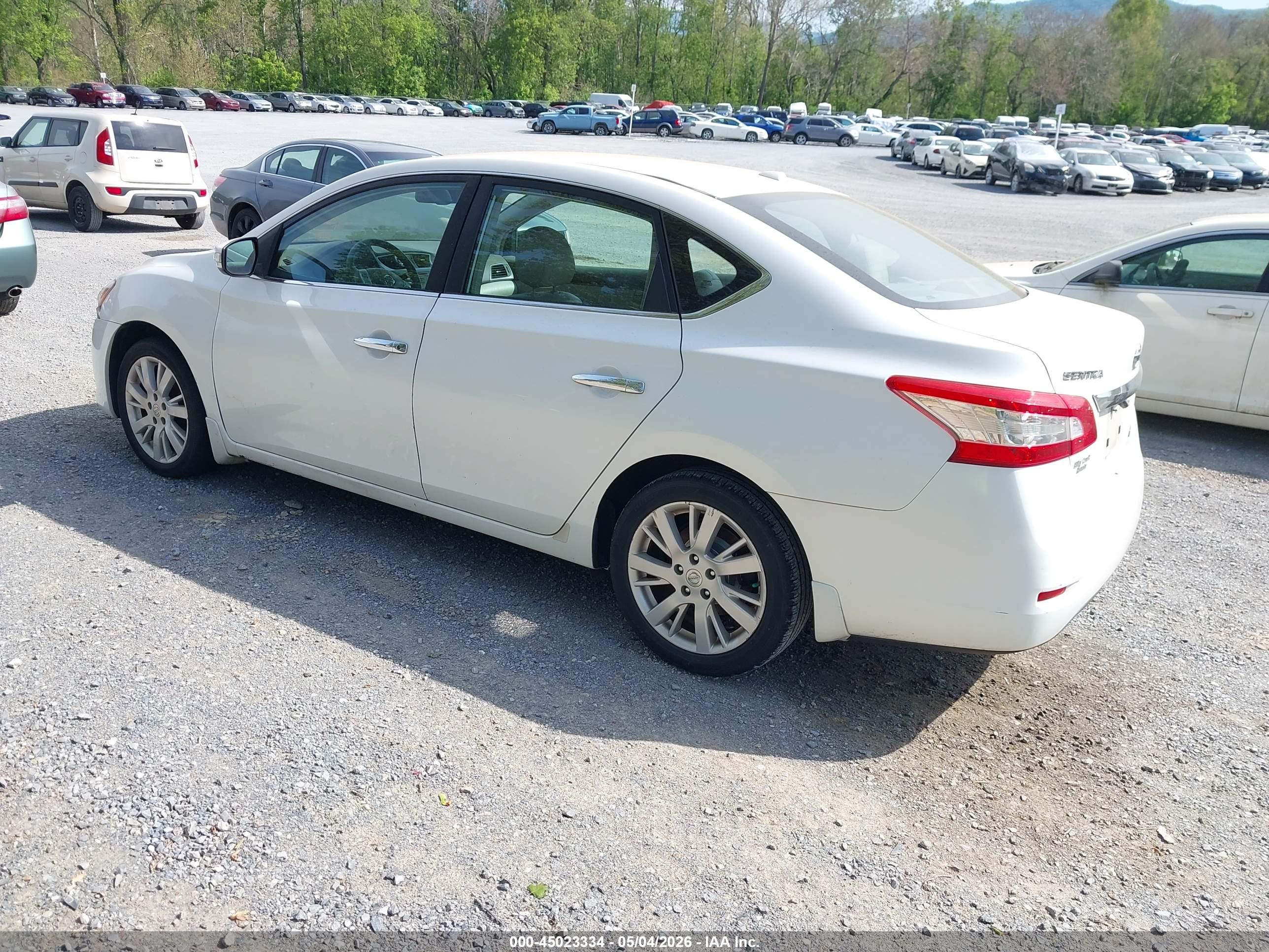 NISSAN SENTRA image 3