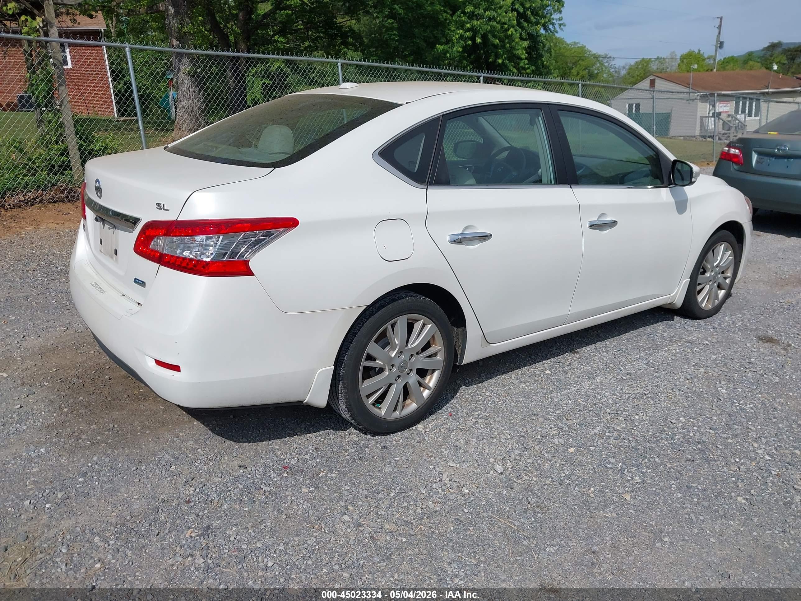 NISSAN SENTRA image 4