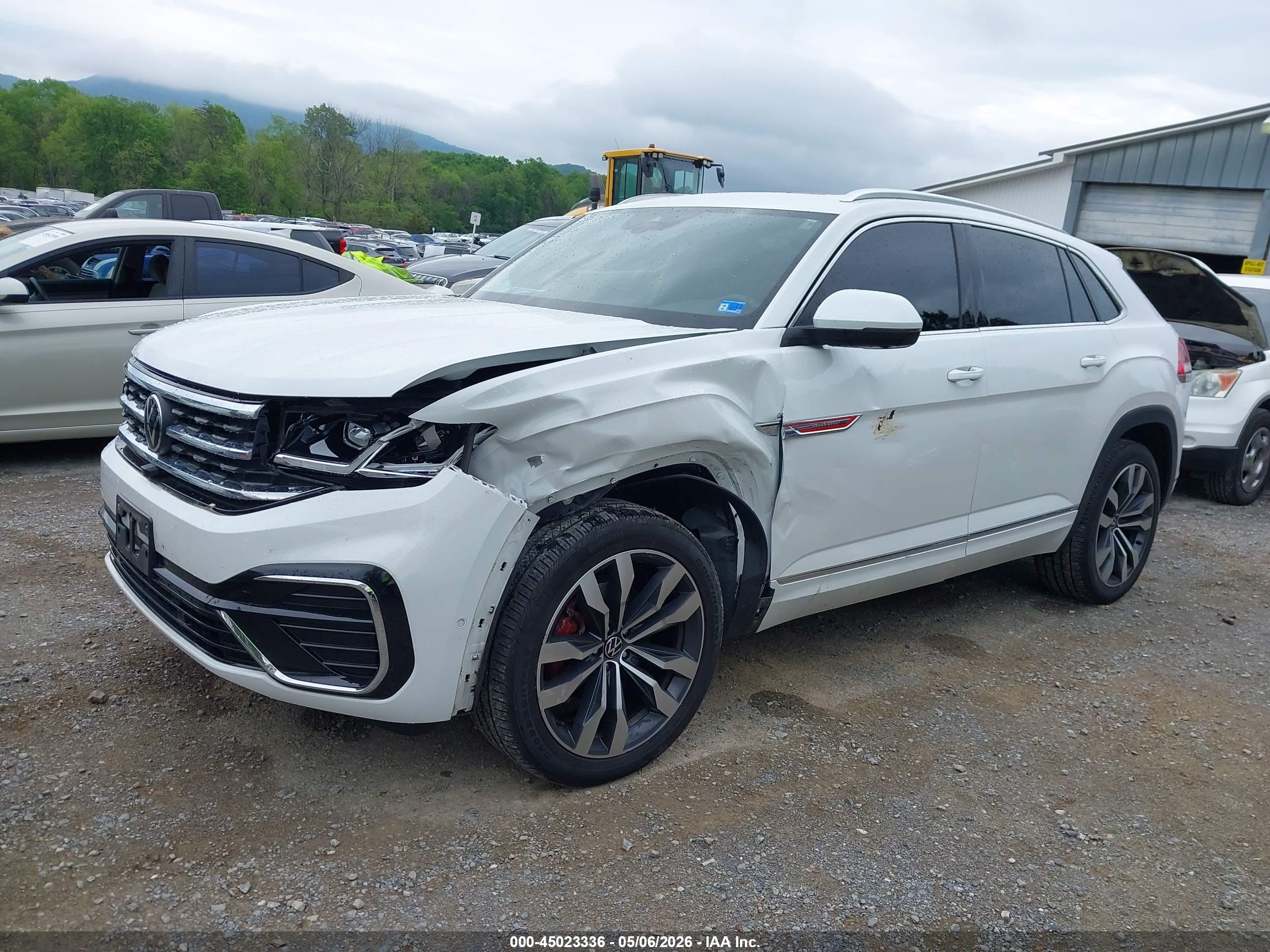 VOLKSWAGEN ATLAS image 6