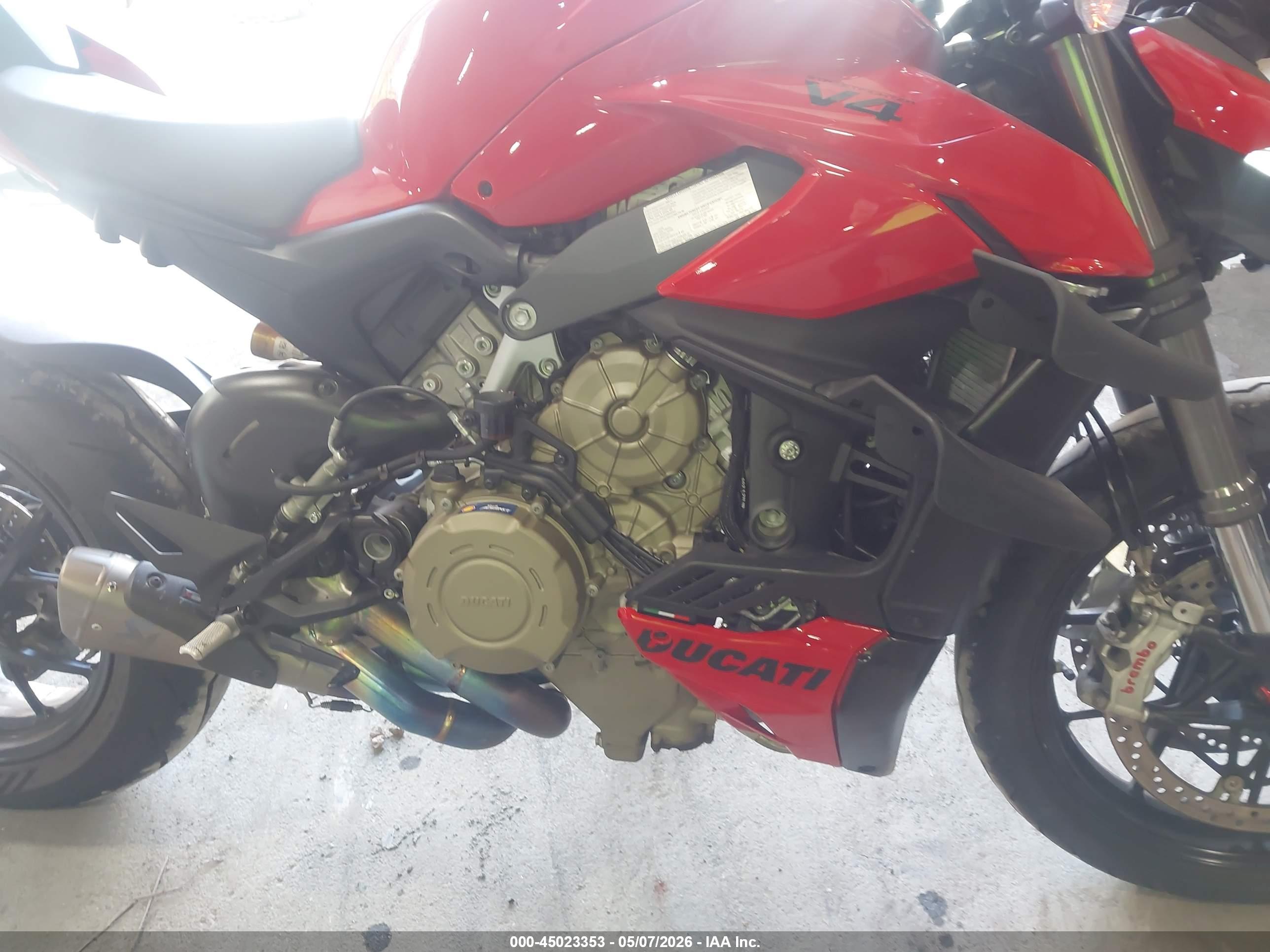 DUCATI STREETFIGHTER image 8