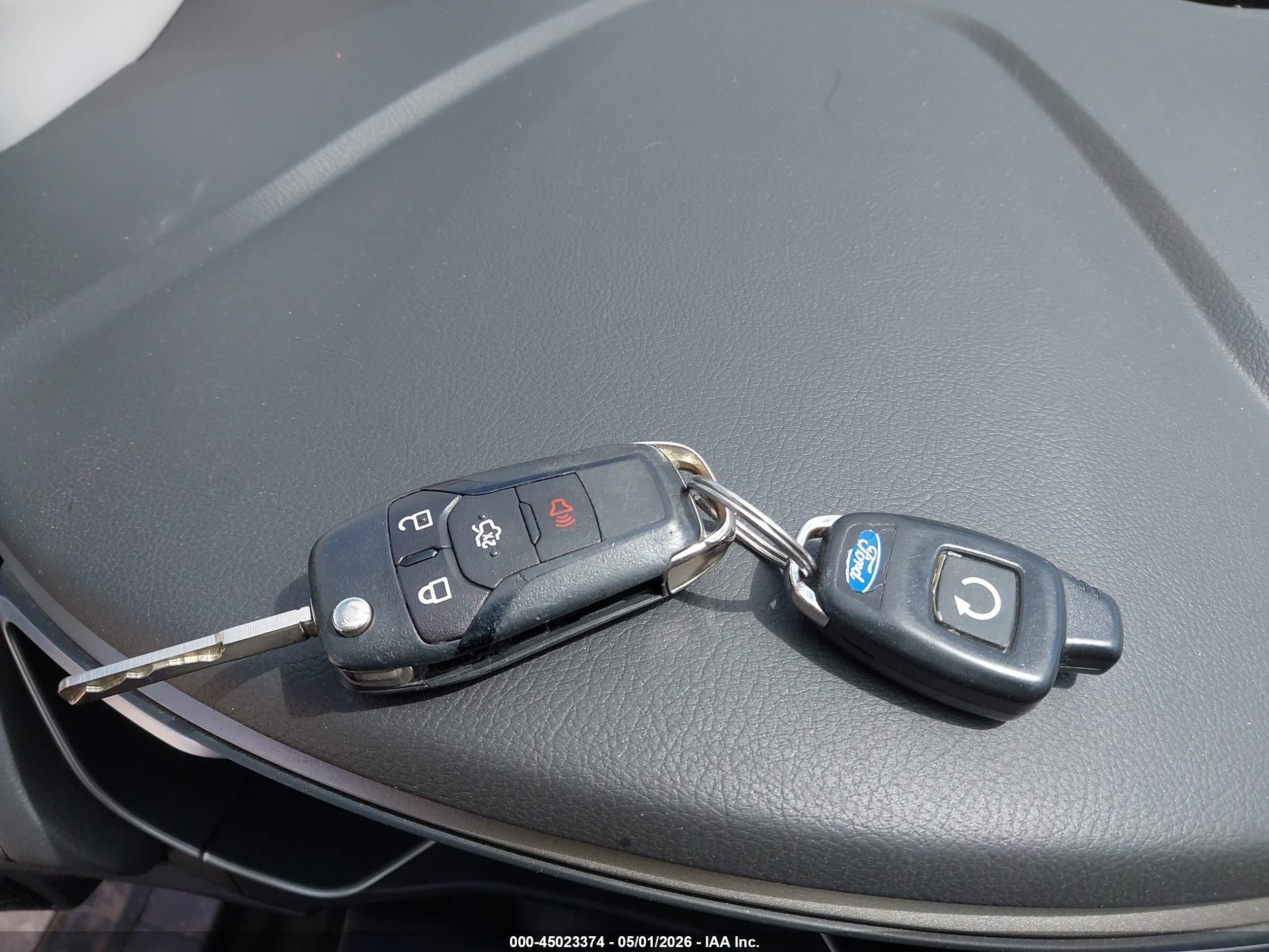 FORD FUSION image 11