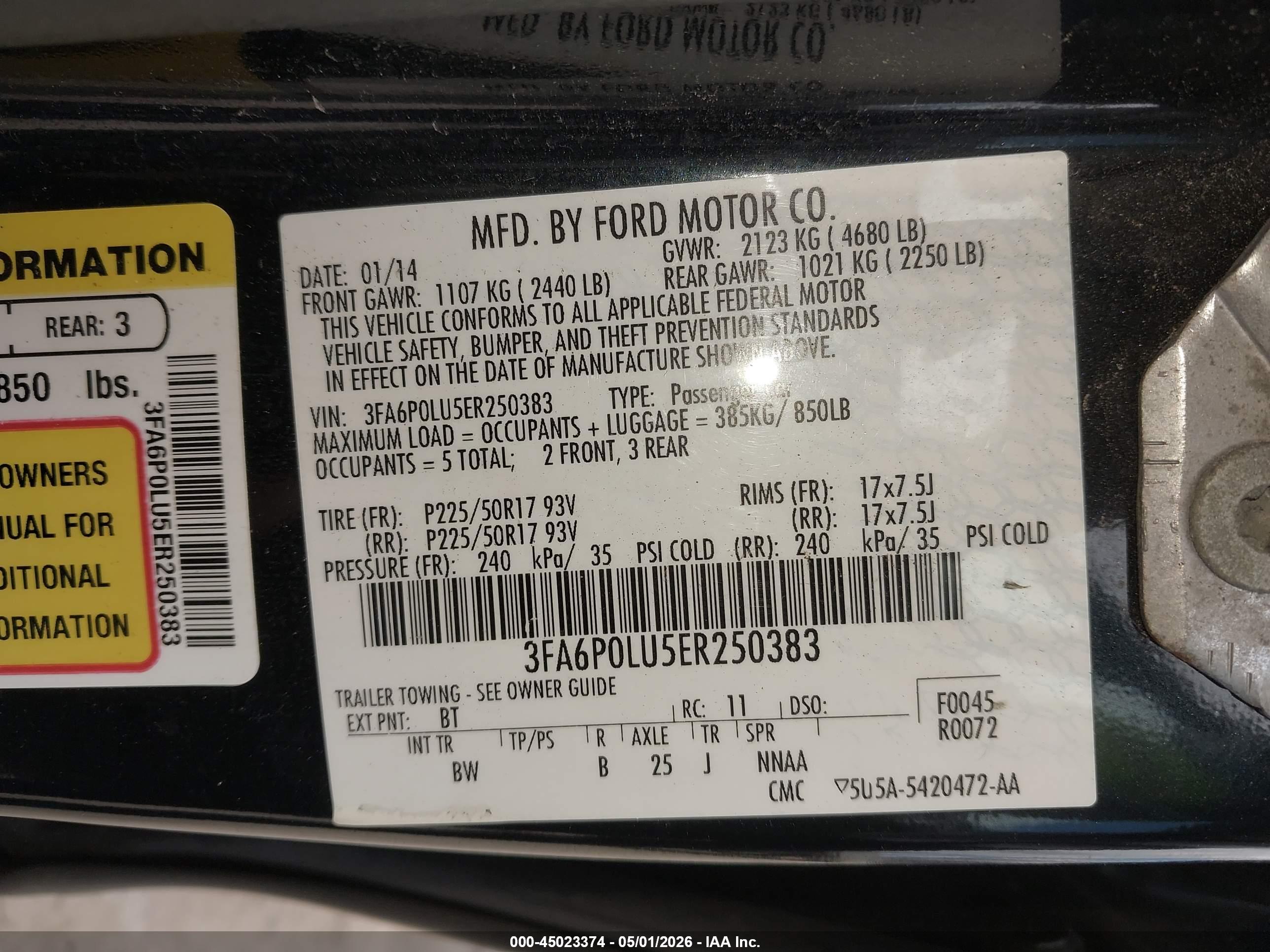 FORD FUSION image 9