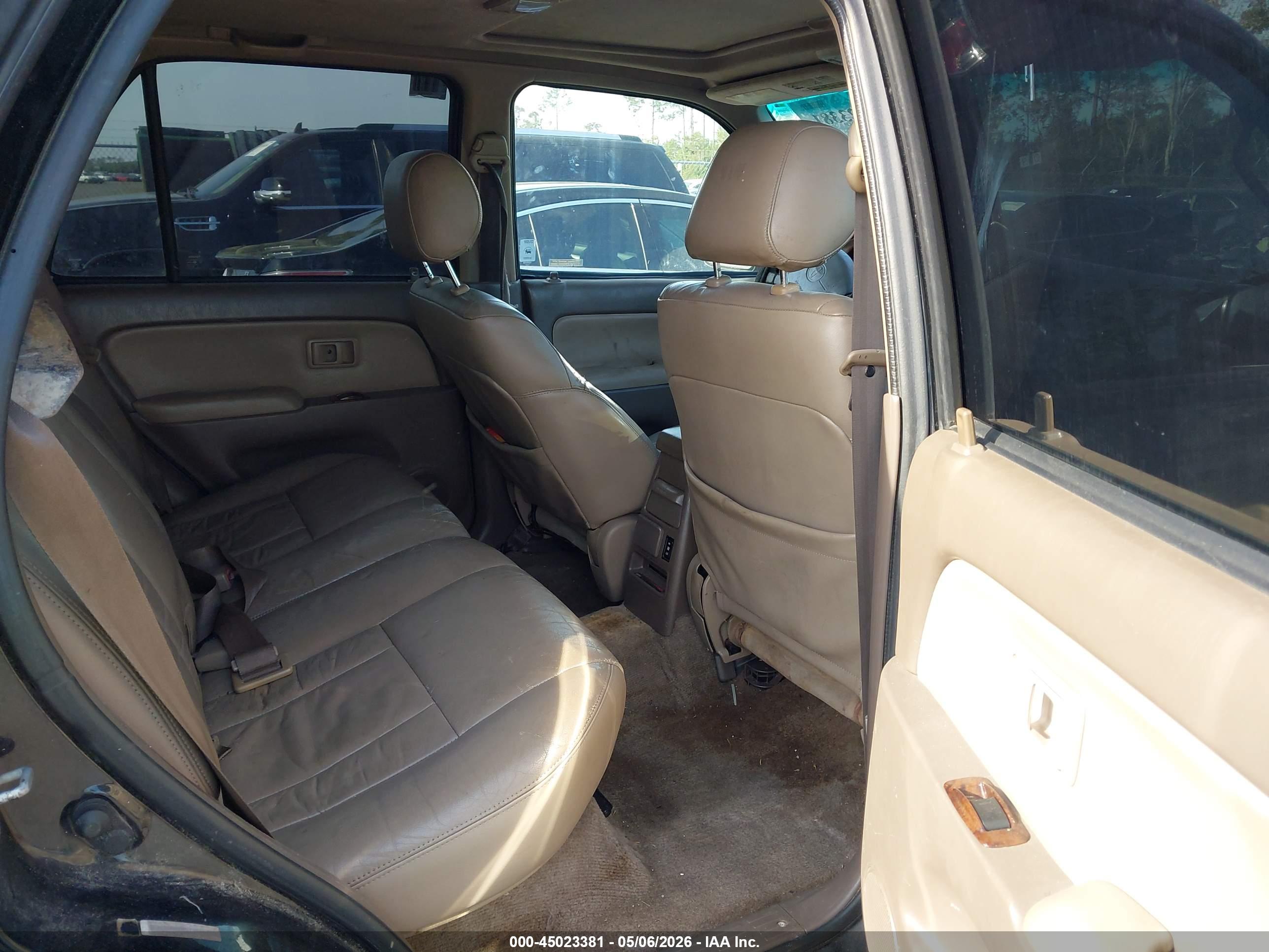 TOYOTA 4RUNNER image 8