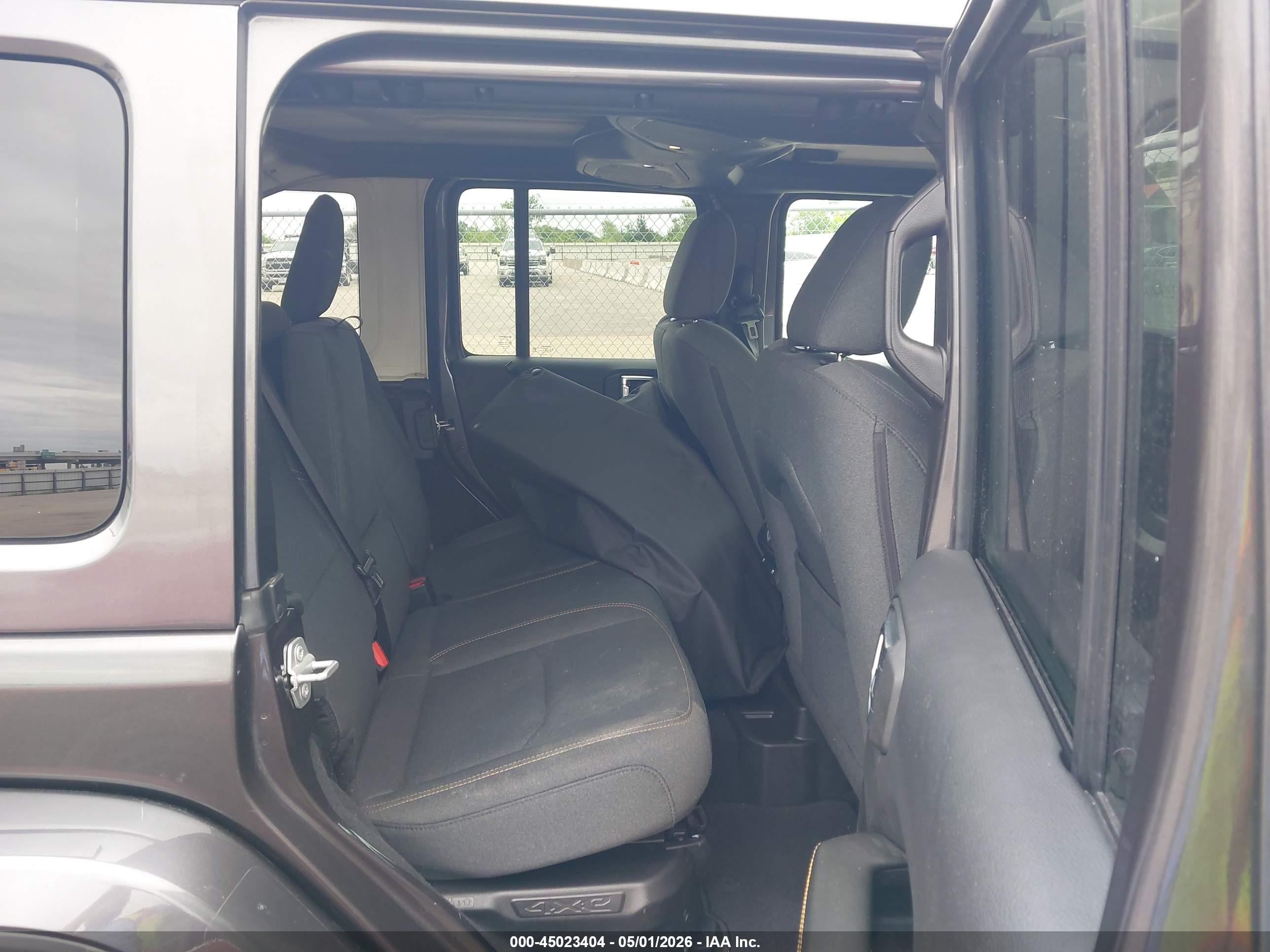 JEEP WRANGLER image 8