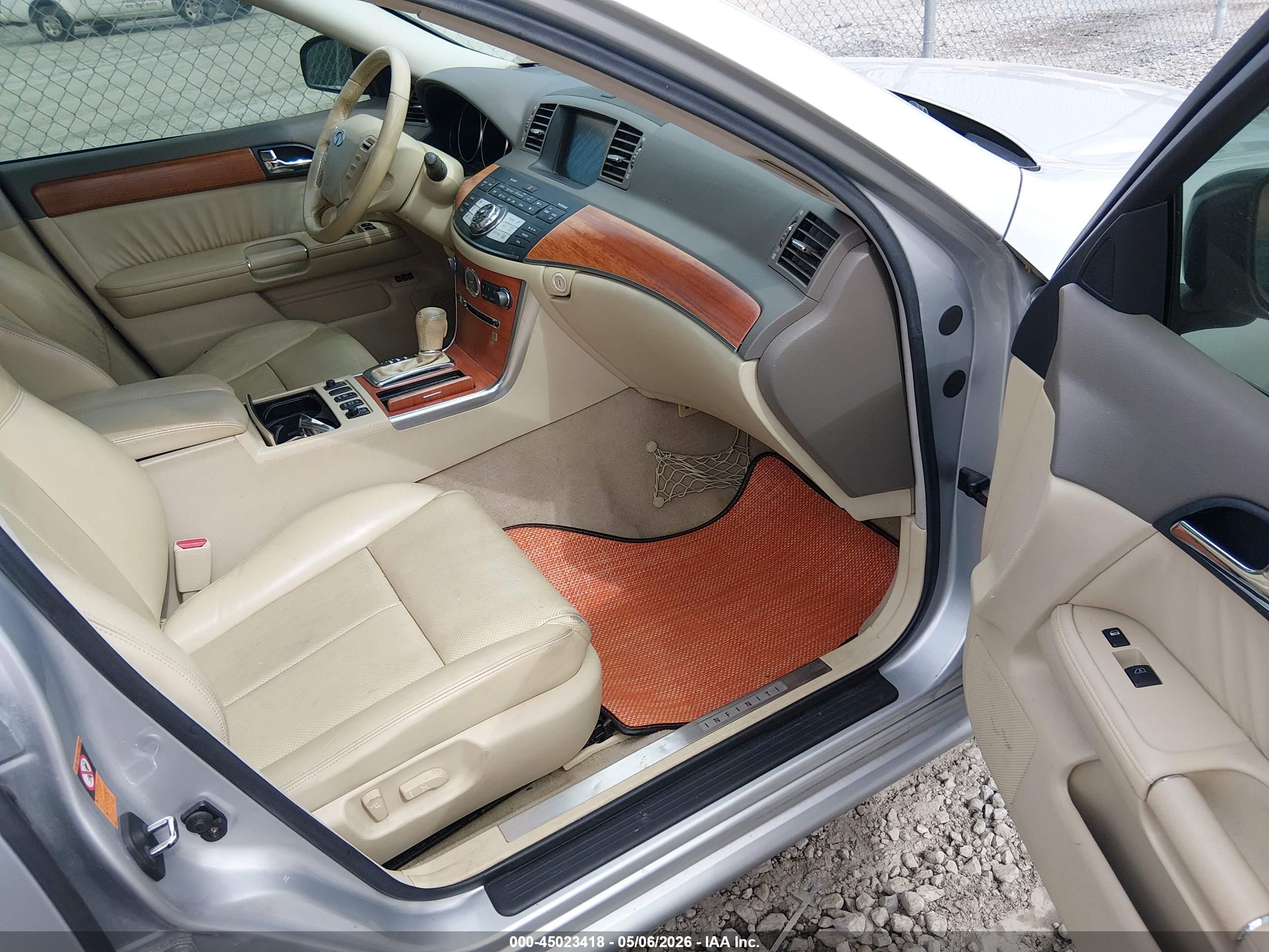 INFINITI M45 image 5