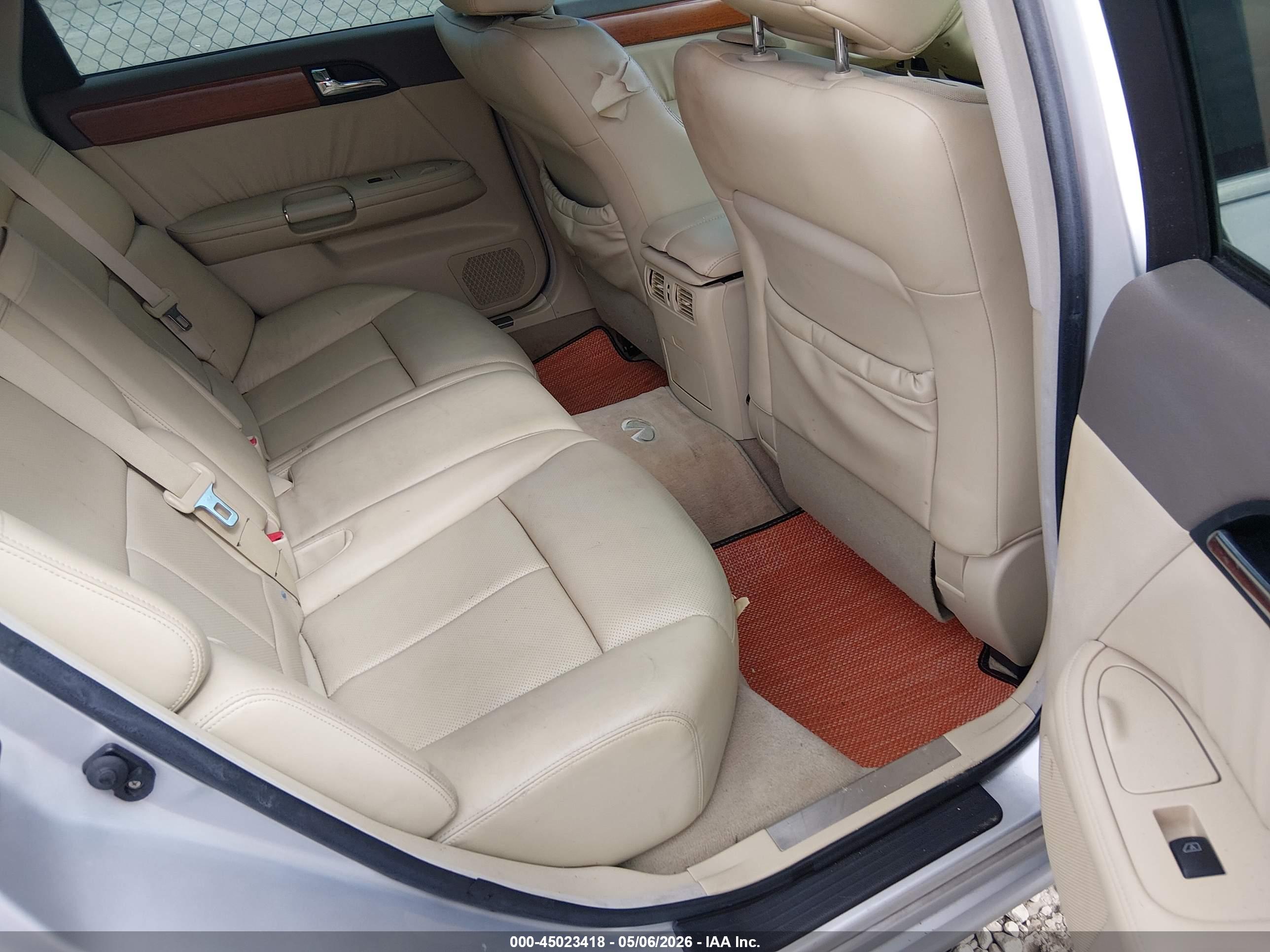 INFINITI M45 image 8
