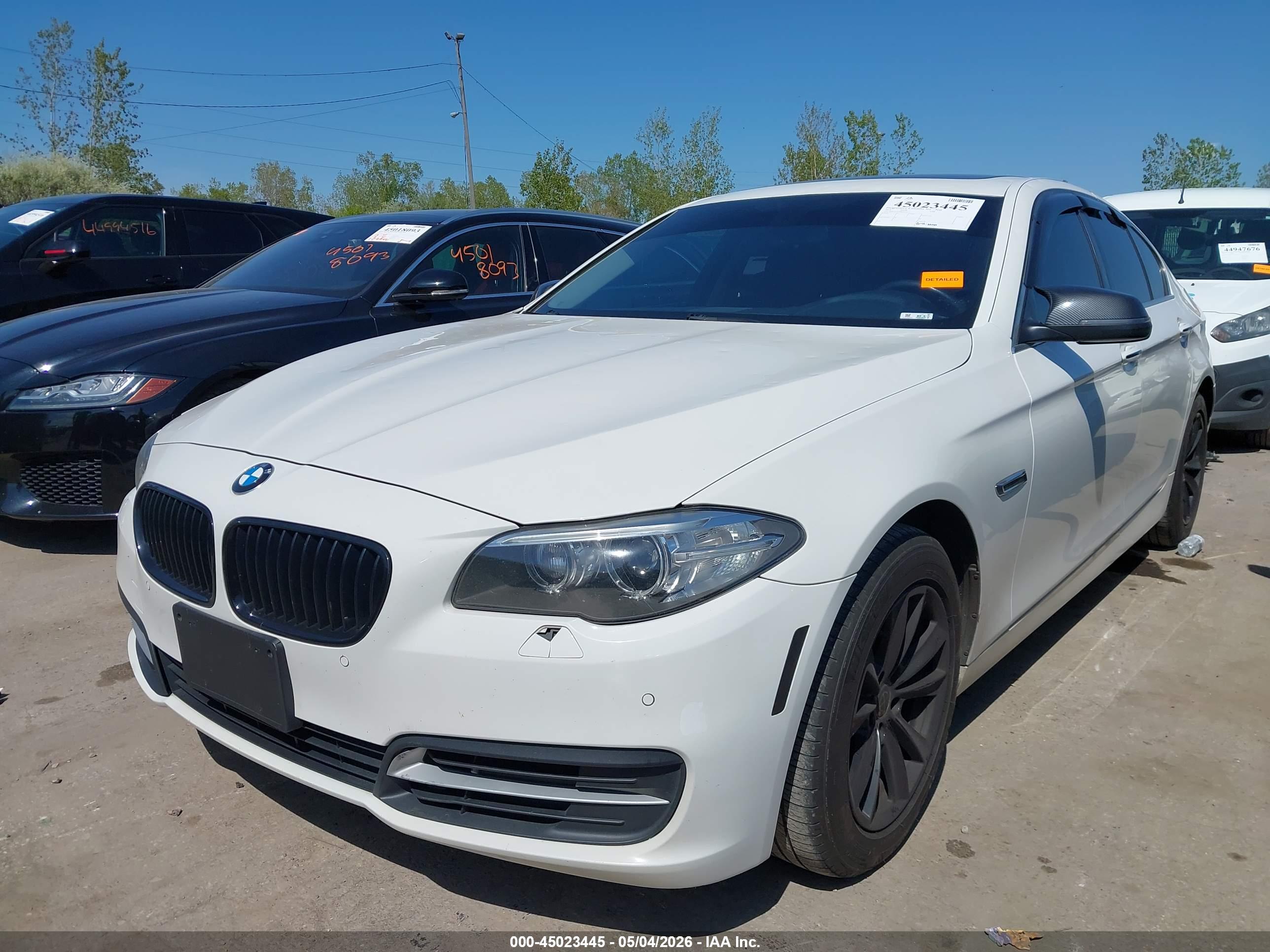 BMW 528I image 2