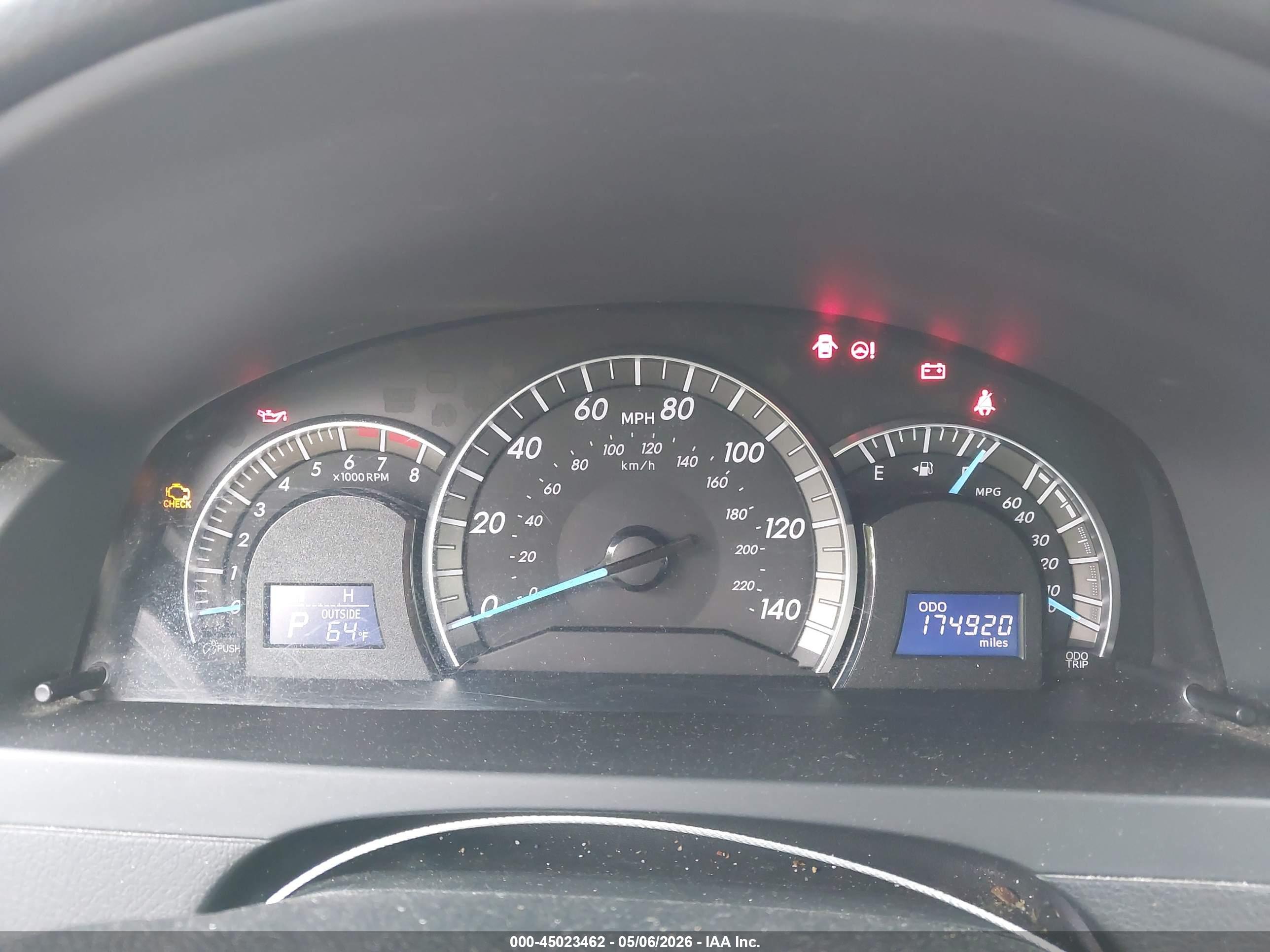 TOYOTA CAMRY image 7