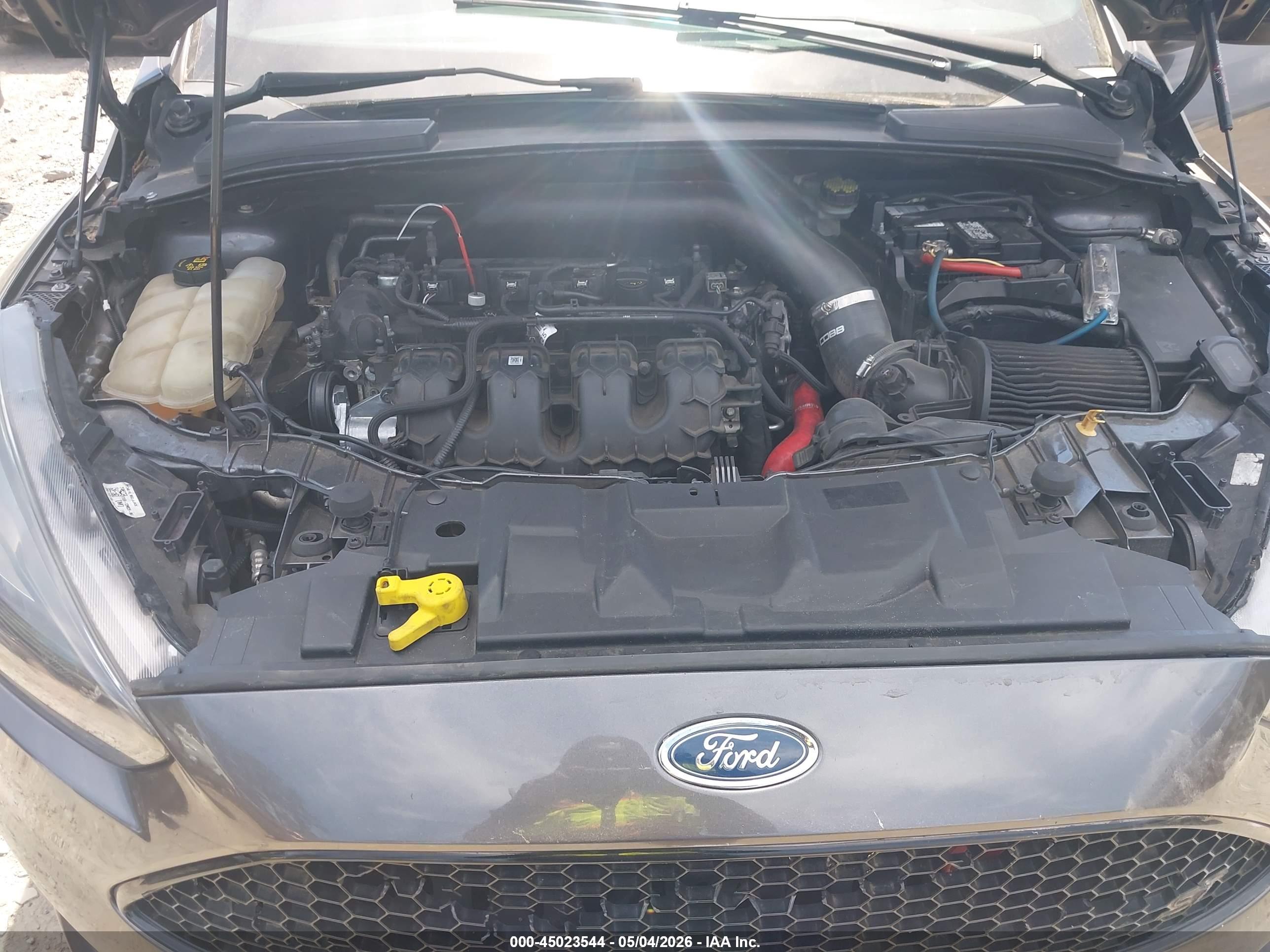 FORD FOCUS image 10