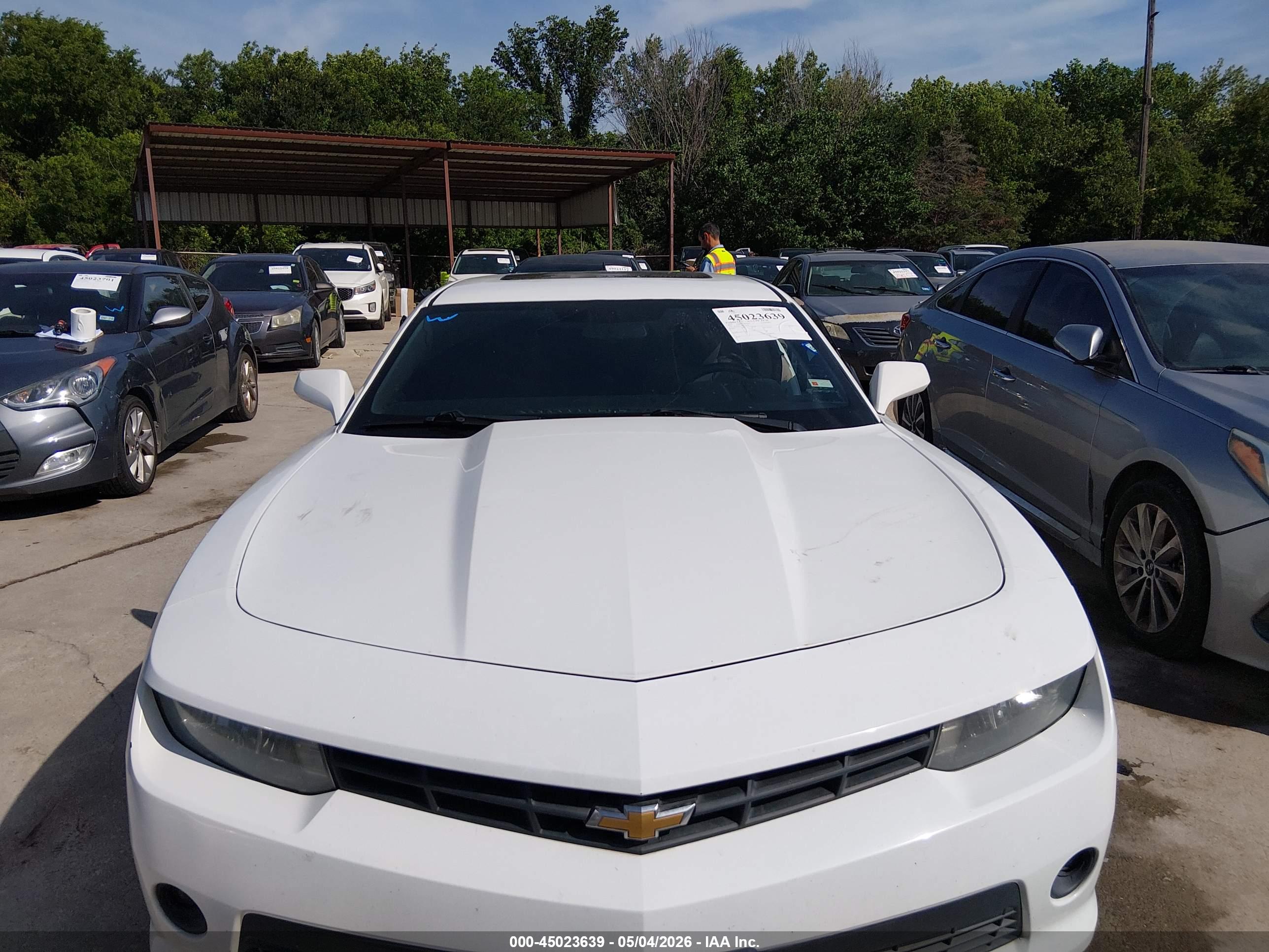 CHEVROLET CAMARO image 6