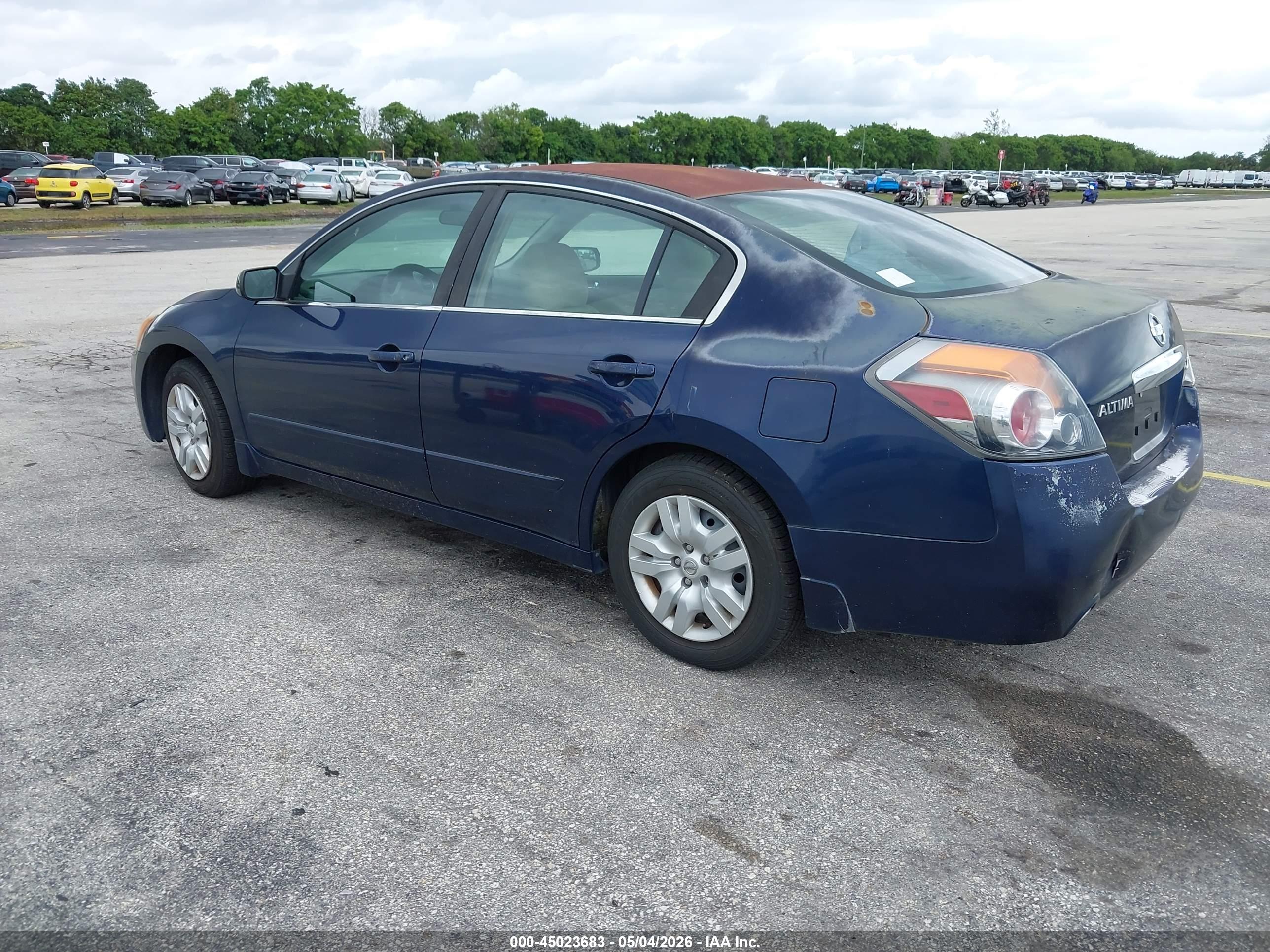 NISSAN ALTIMA image 3