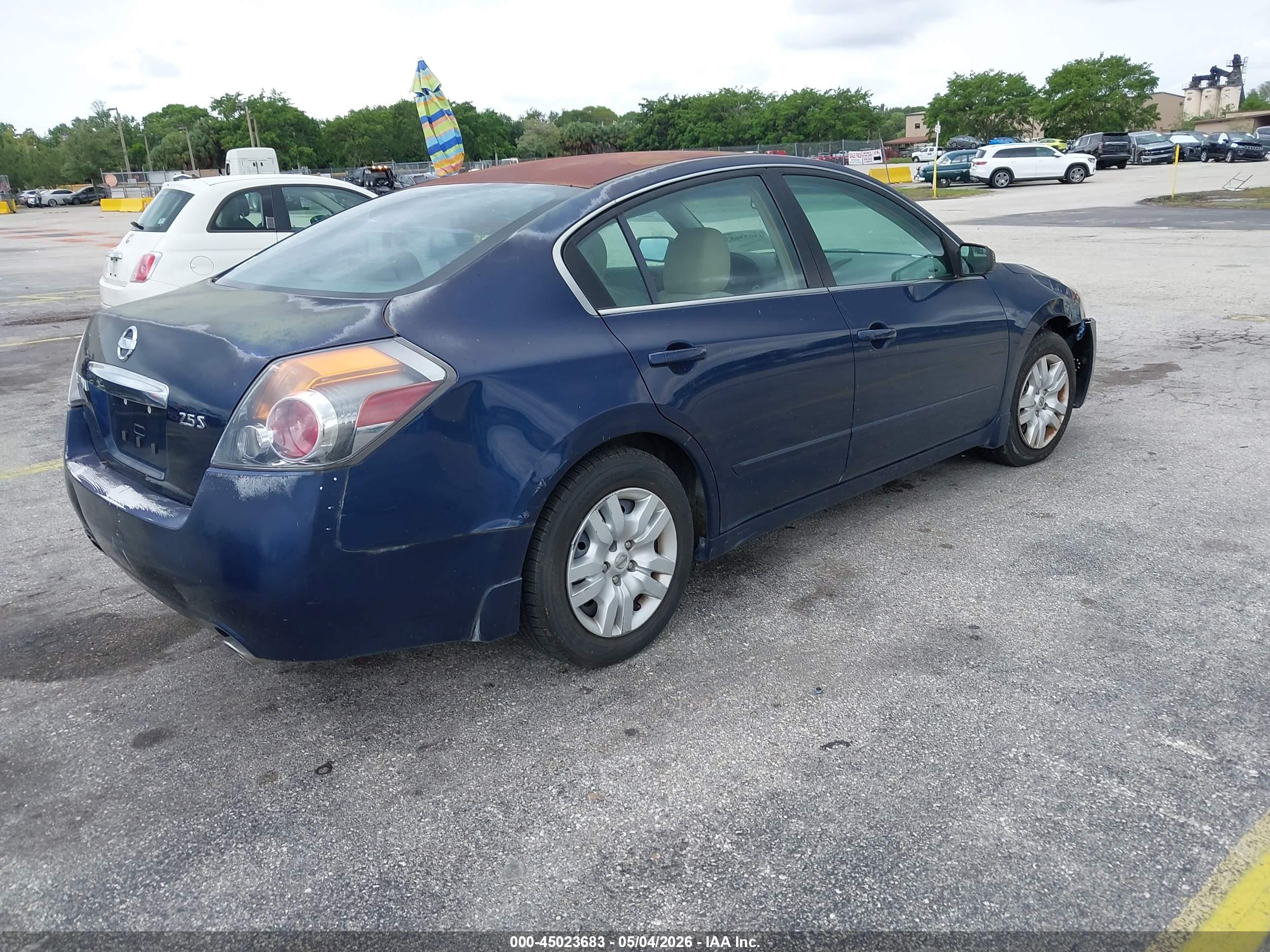NISSAN ALTIMA image 4