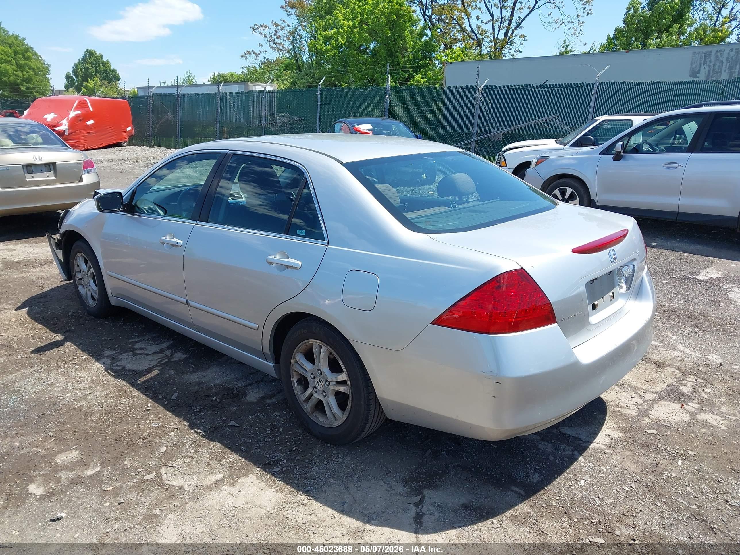 HONDA ACCORD image 3