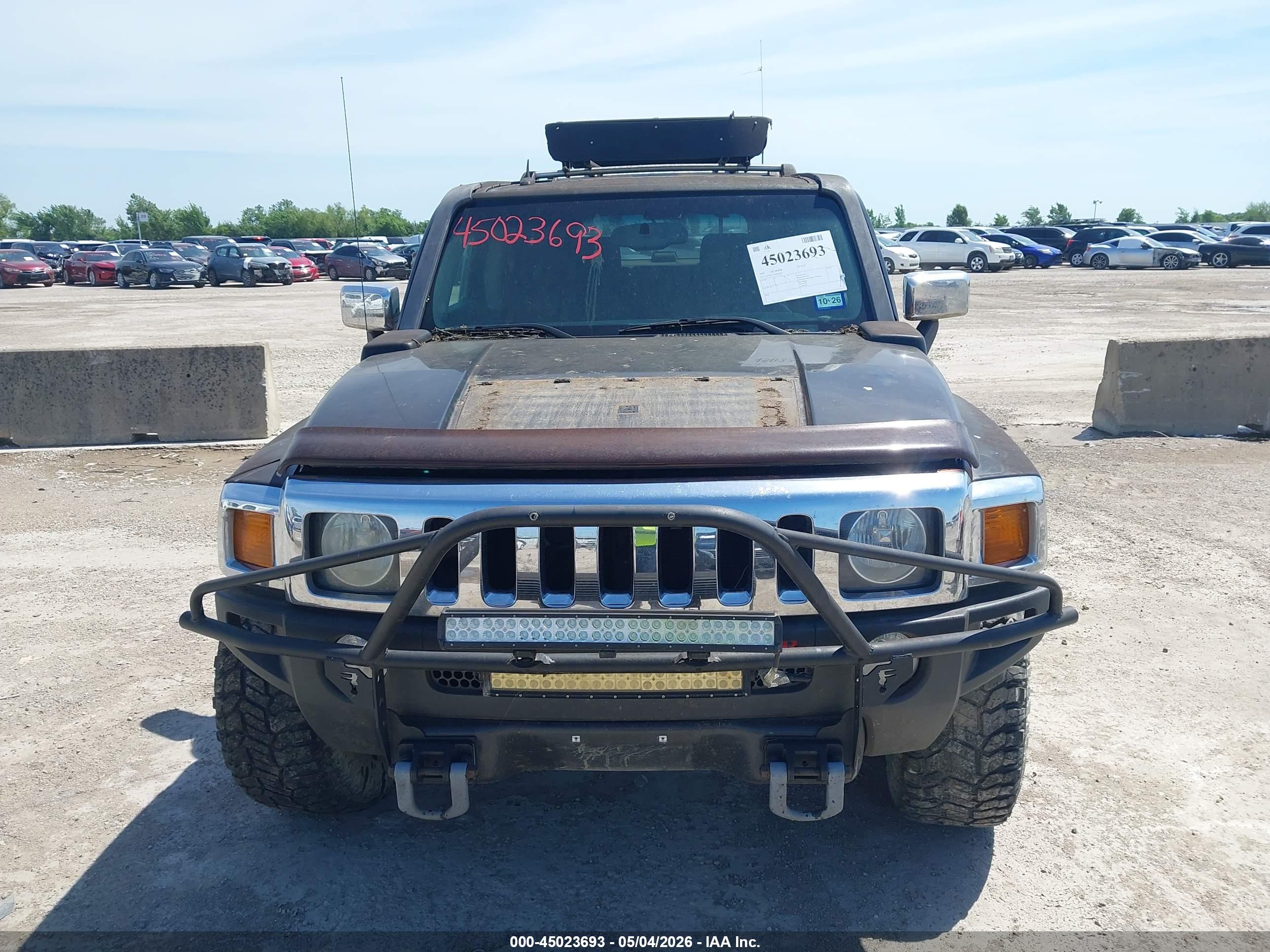 HUMMER H3 image 6