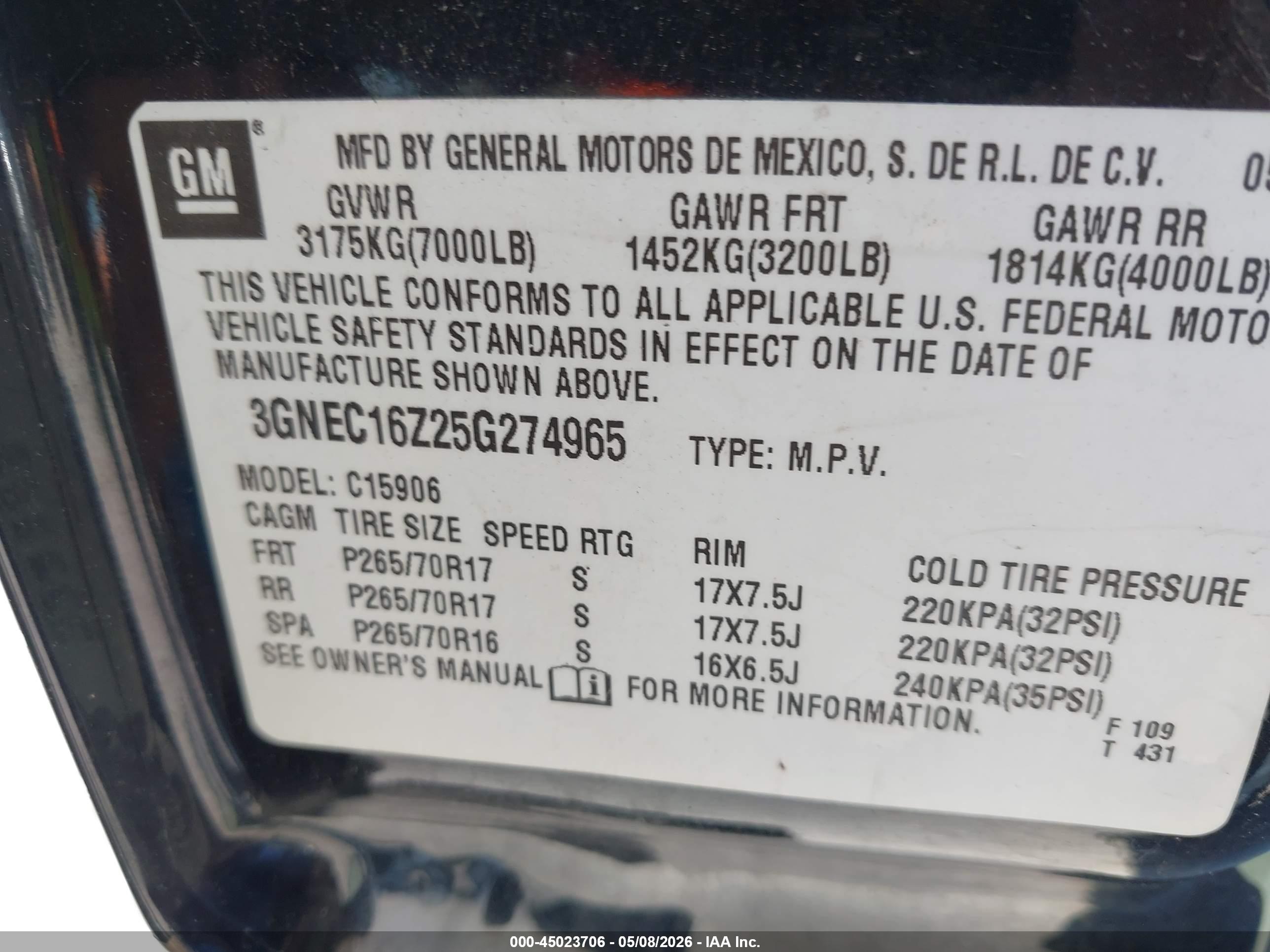 CHEVROLET SUBURBAN image 9