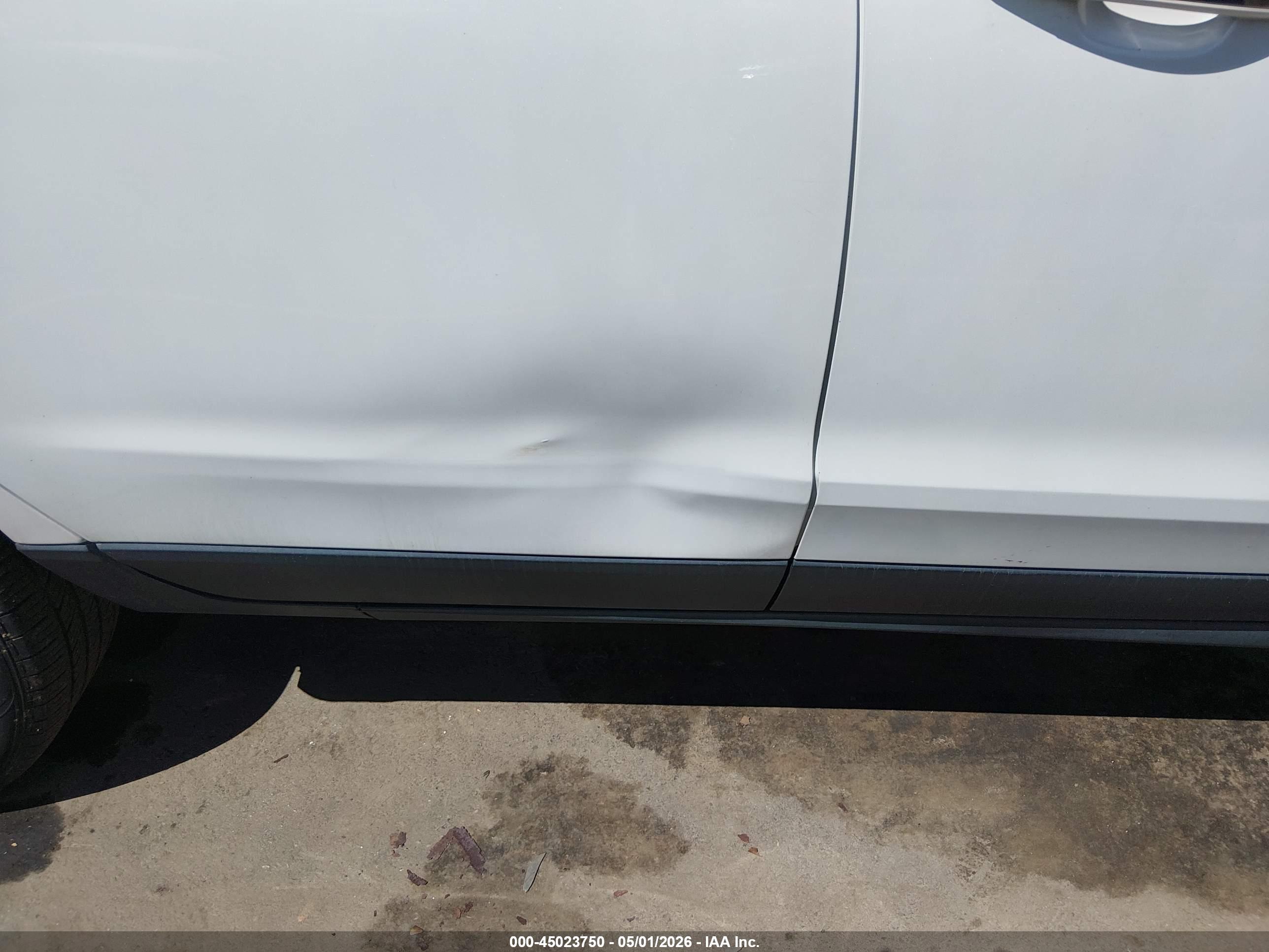 CADILLAC SRX image 6