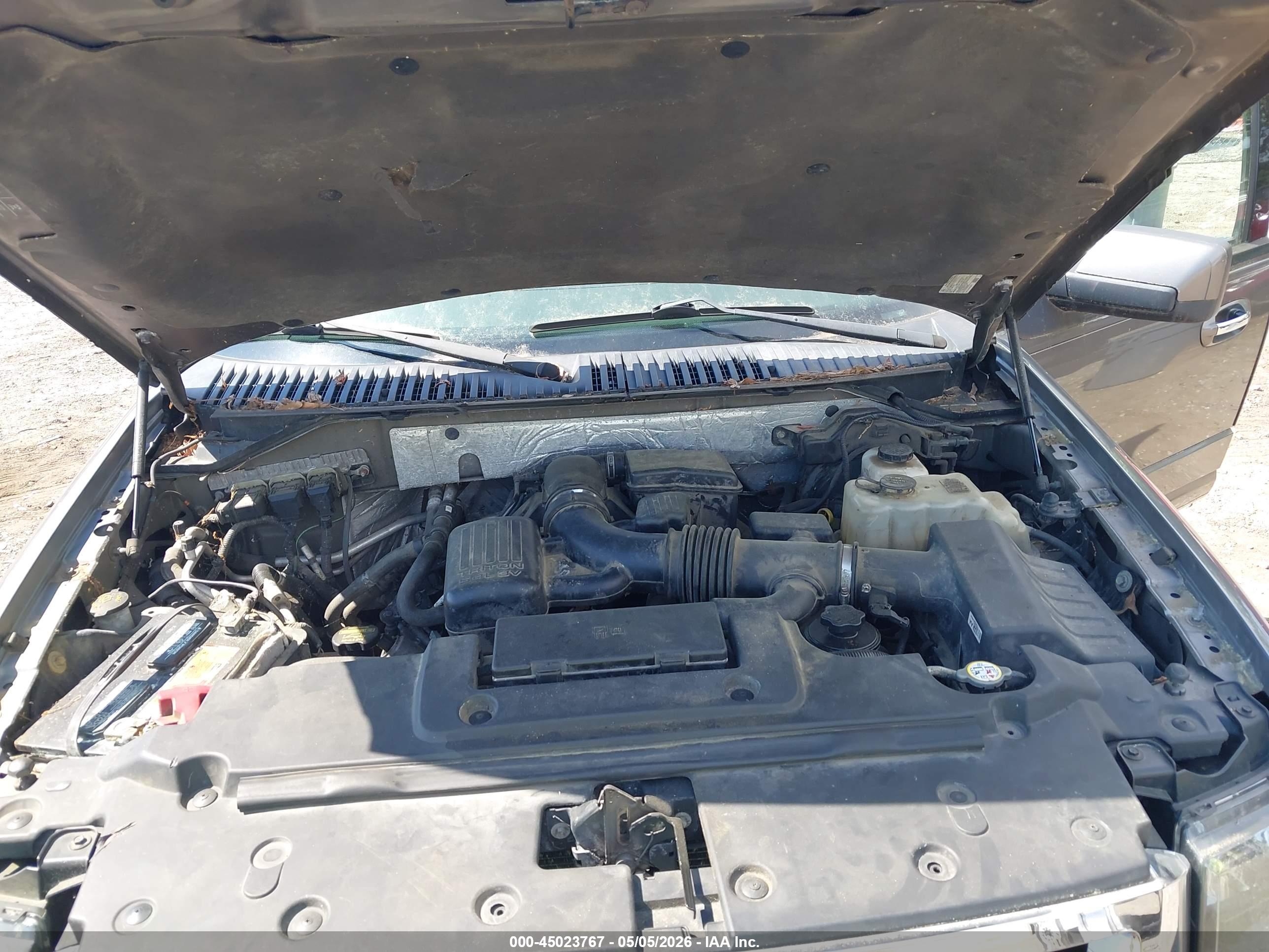 FORD EXPEDITION image 10