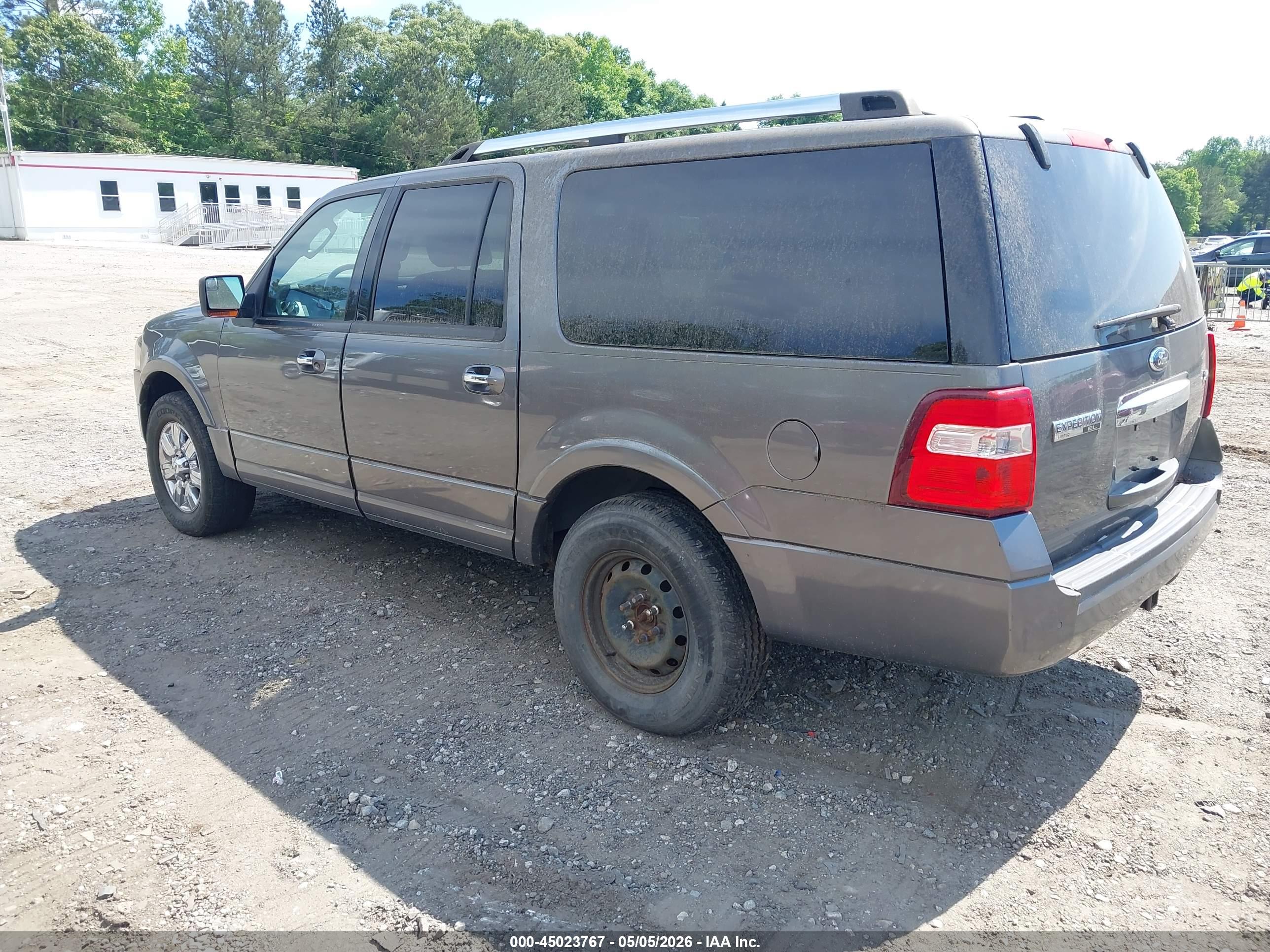 FORD EXPEDITION image 3