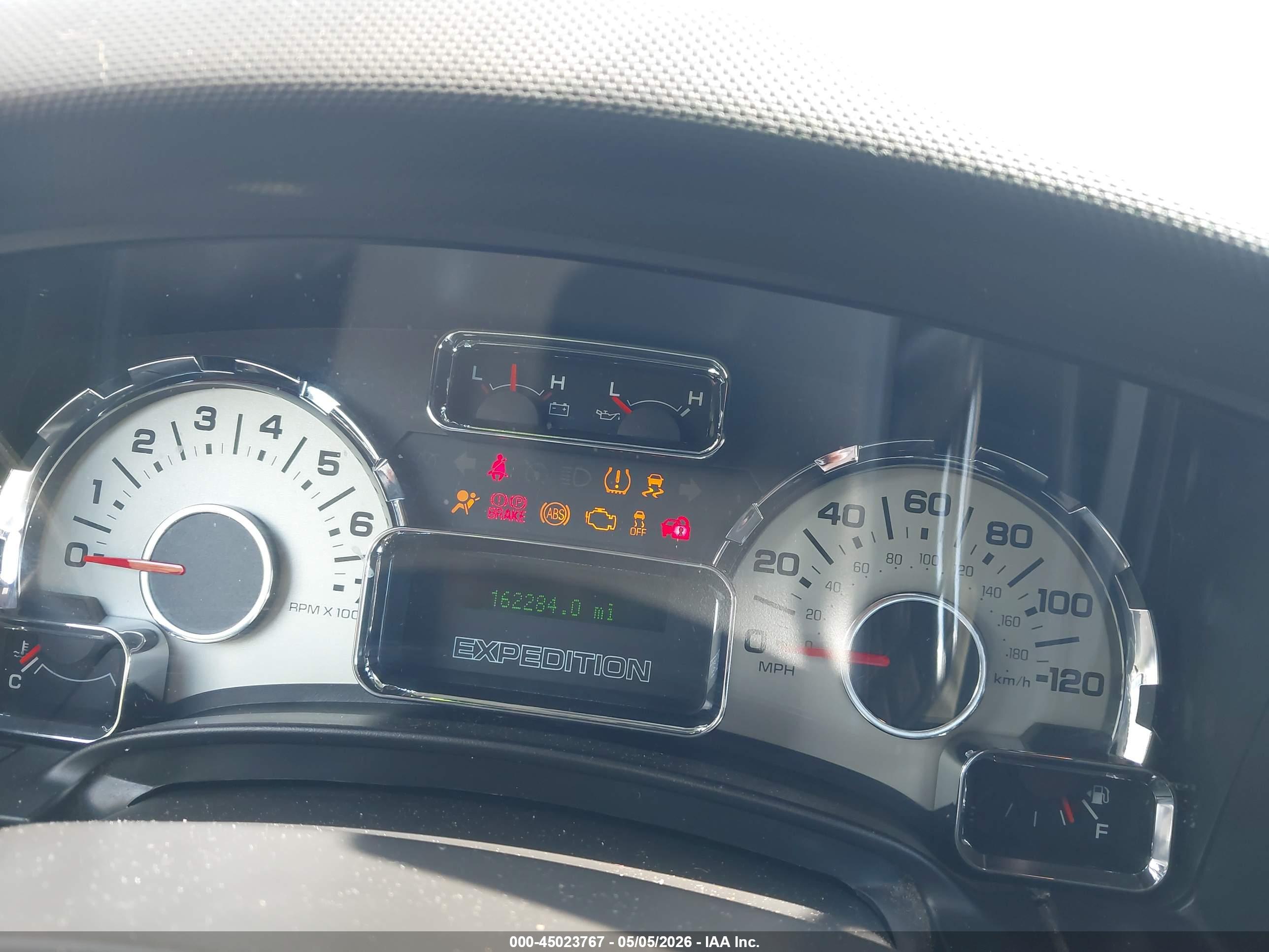 FORD EXPEDITION image 7