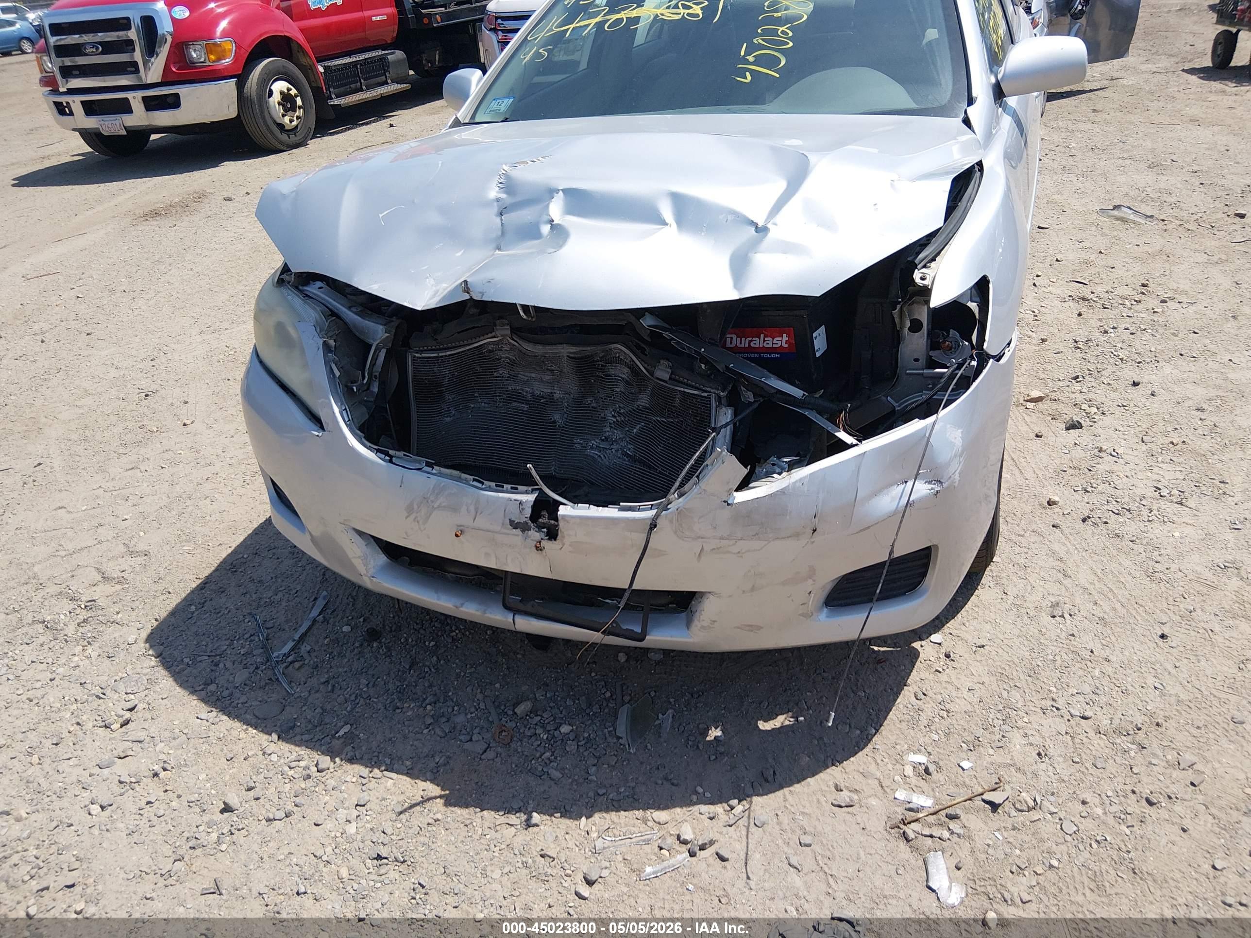 TOYOTA CAMRY image 6