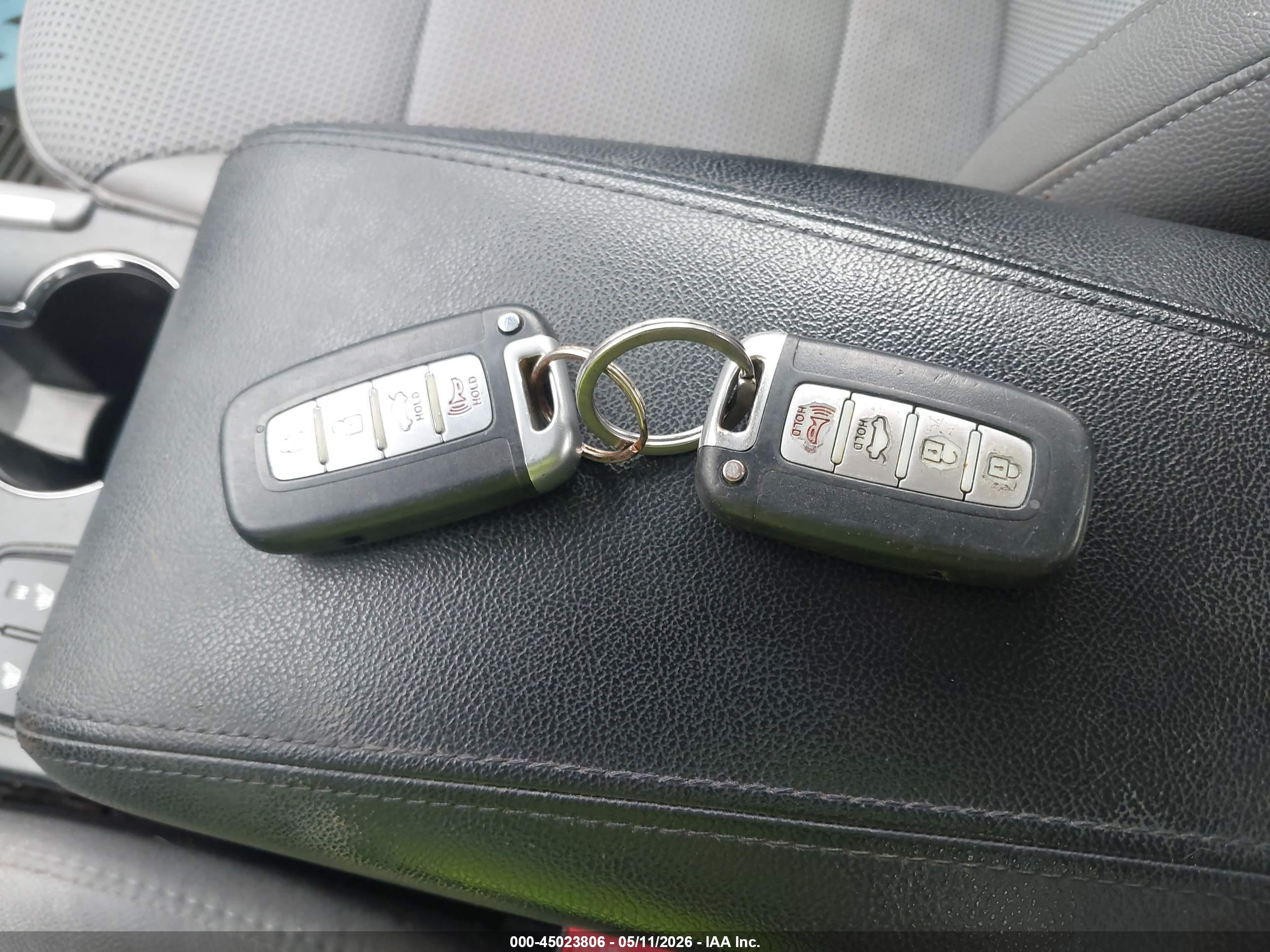 HYUNDAI SONATA image 11