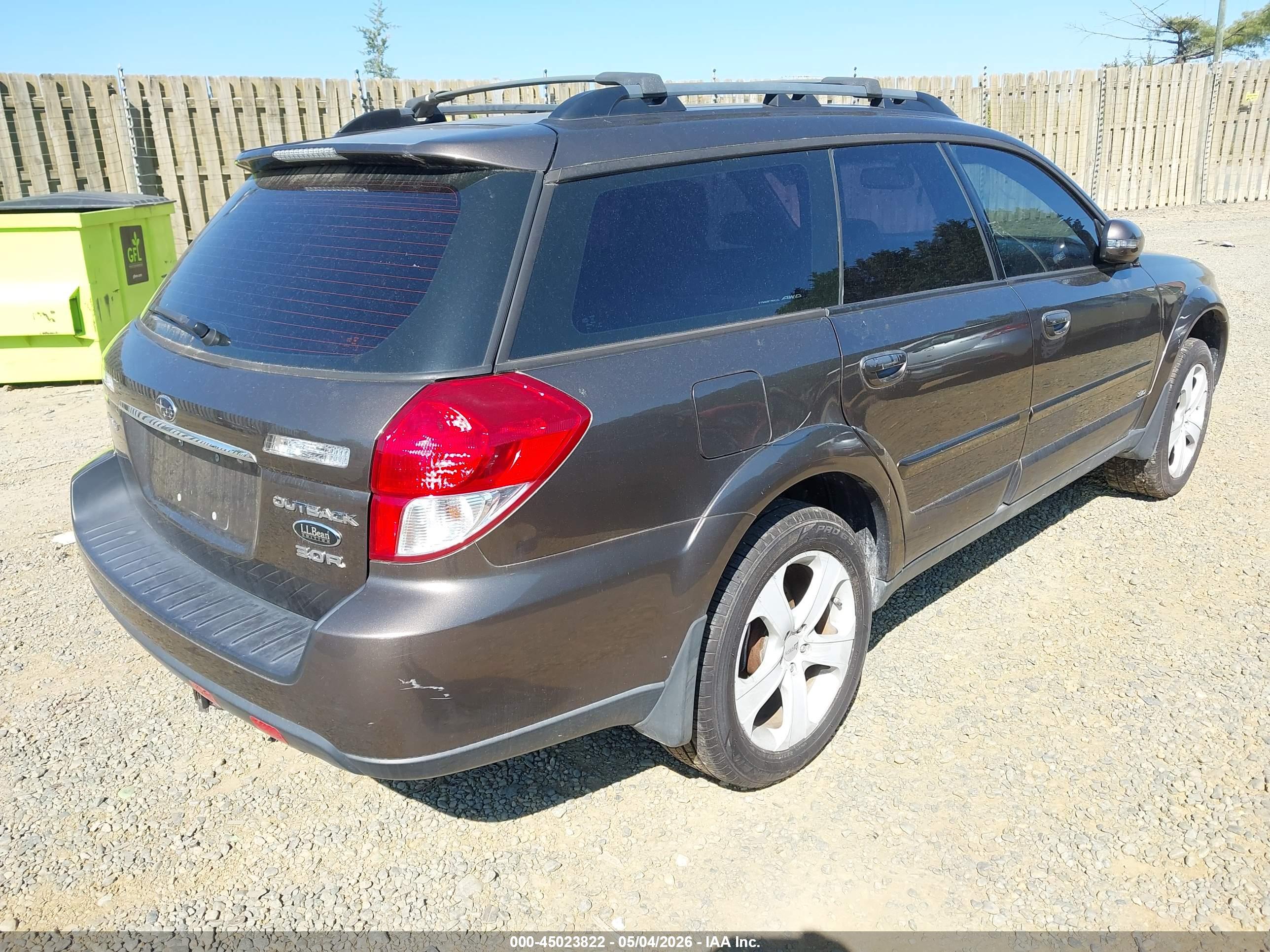 SUBARU OUTBACK image 4