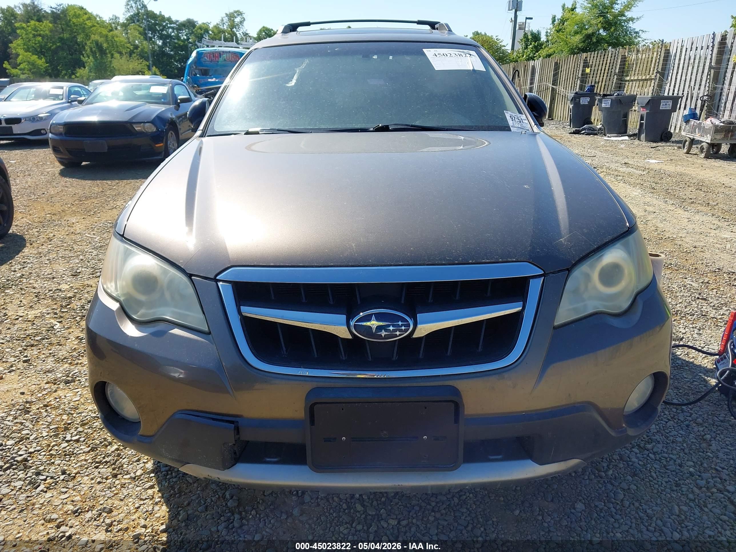 SUBARU OUTBACK image 6