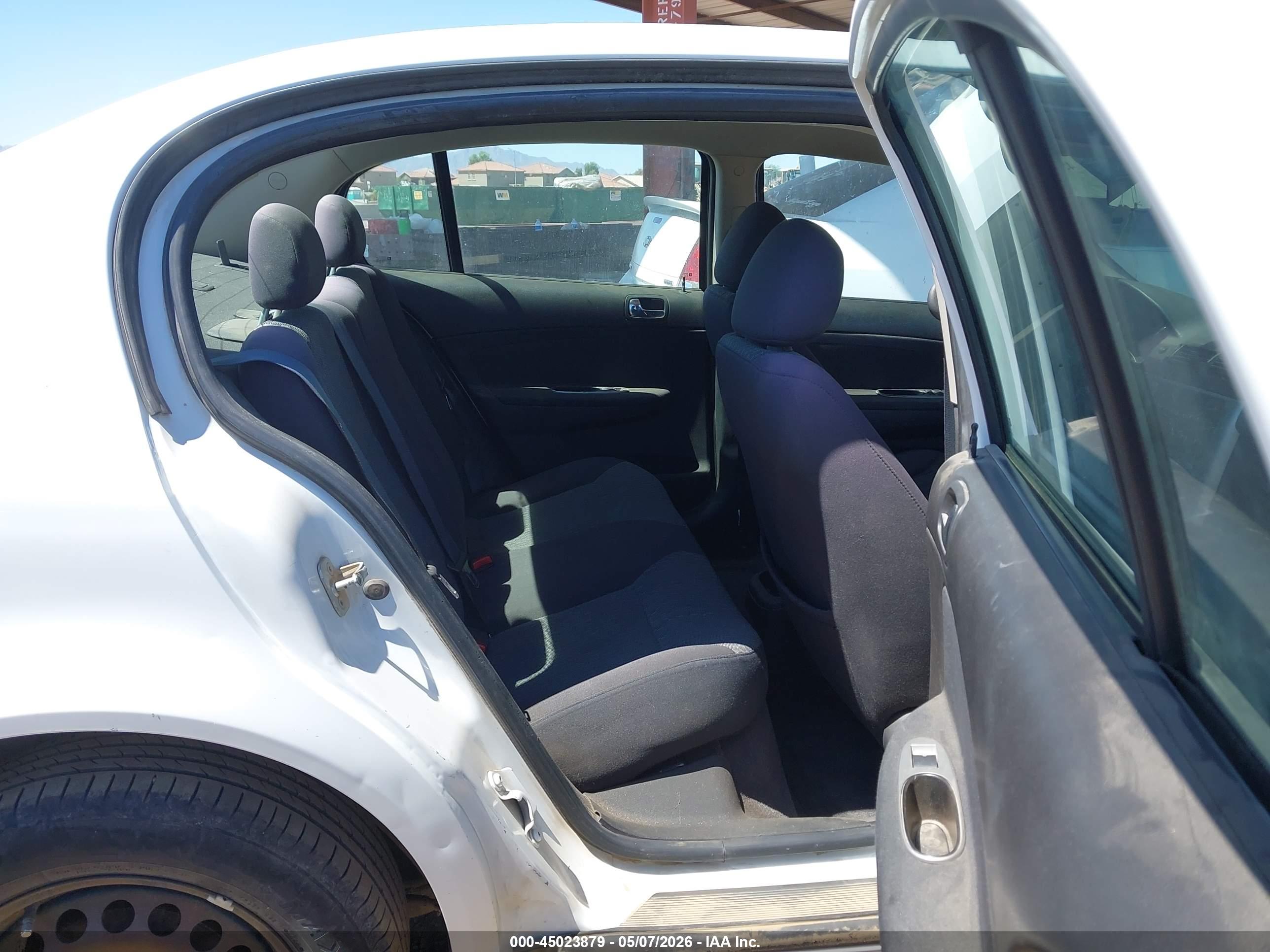 CHEVROLET COBALT image 8