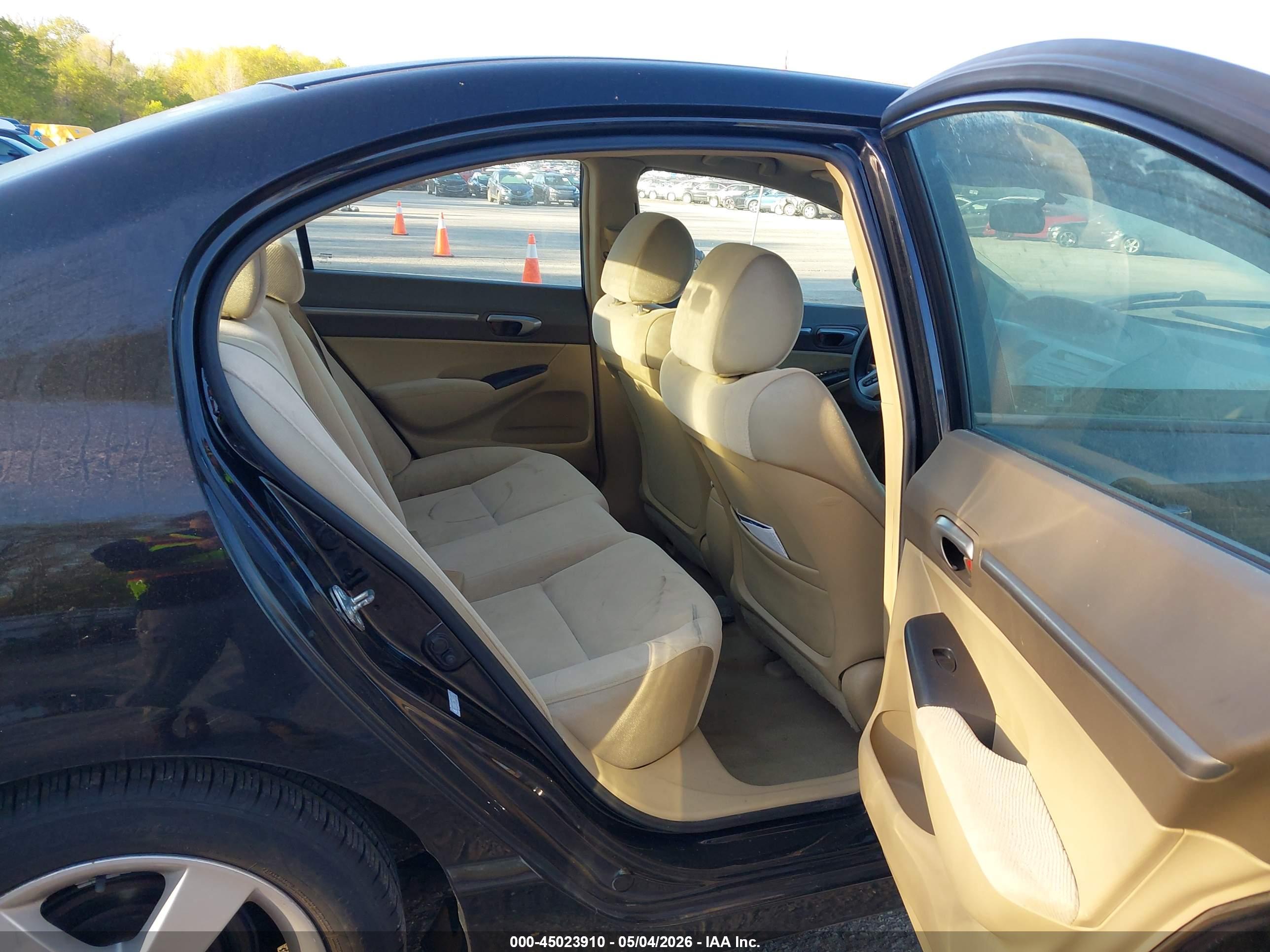HONDA CIVIC image 8